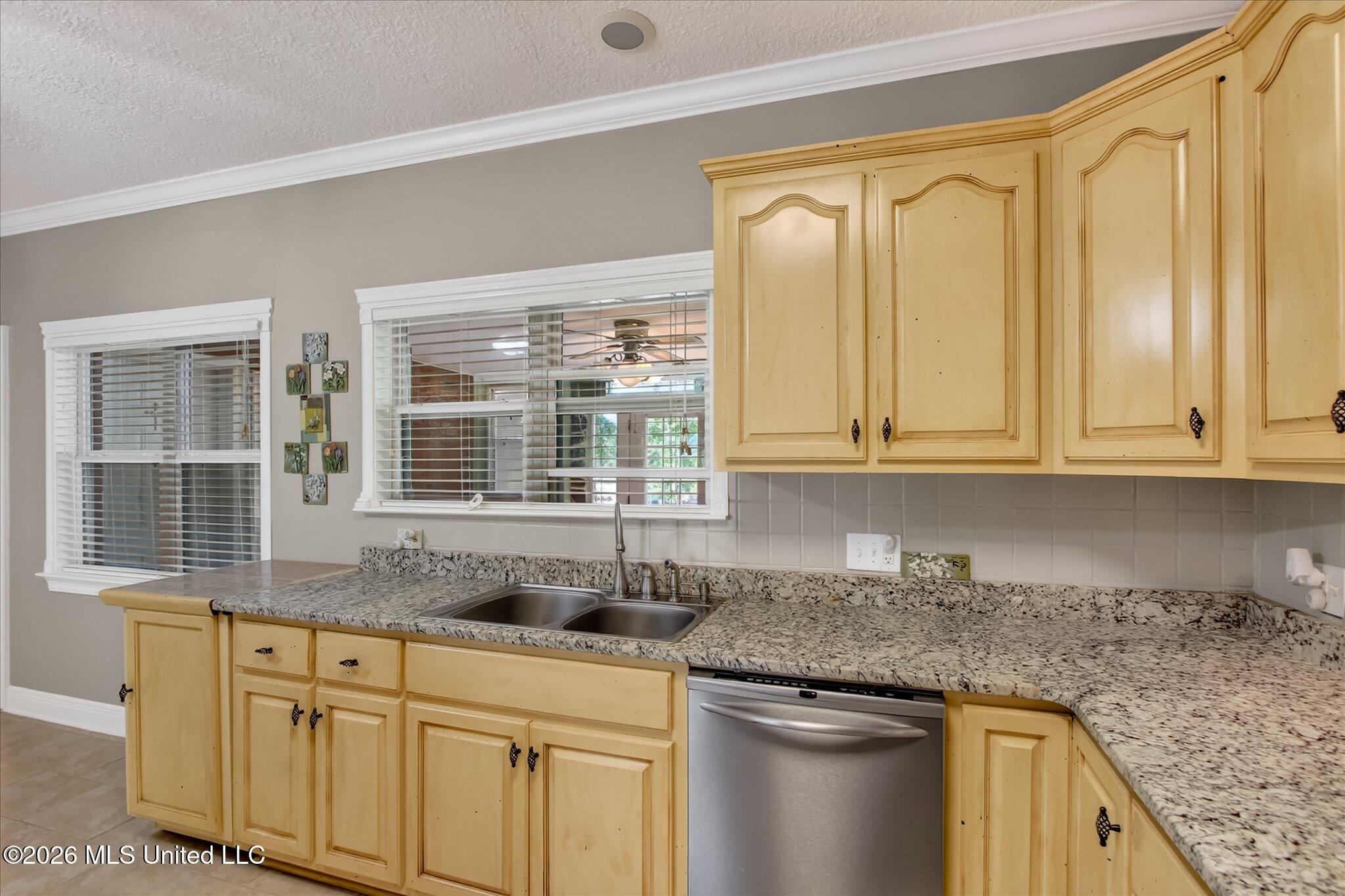 2011 Tradewinds Drive Property Photo 12