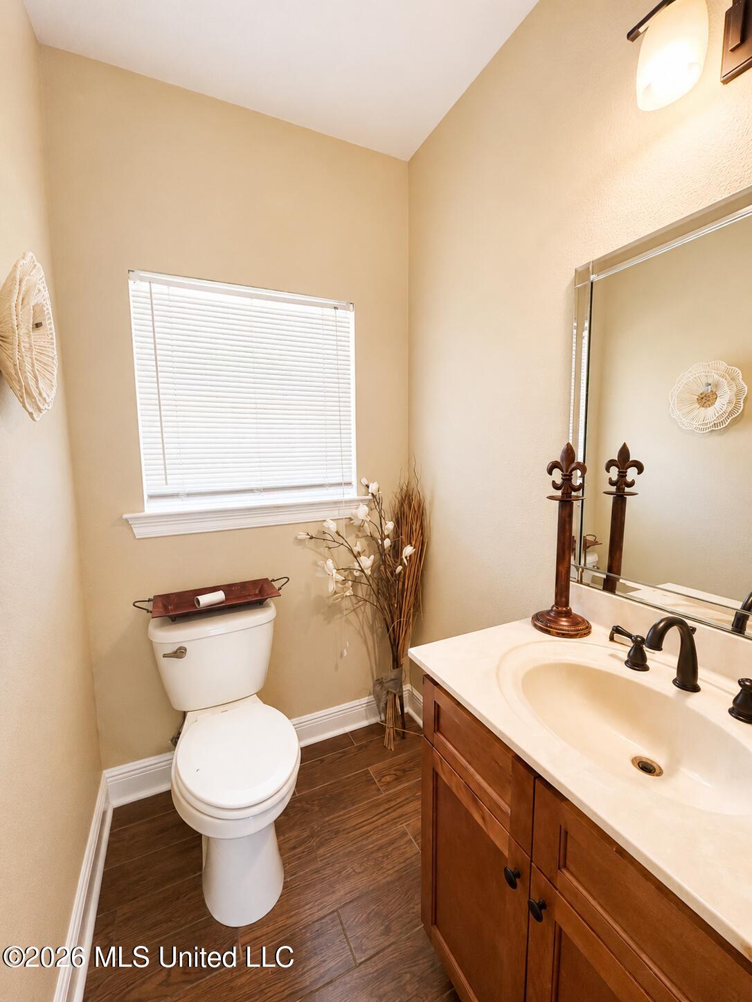 24 Jennie Lane Property Photo 10