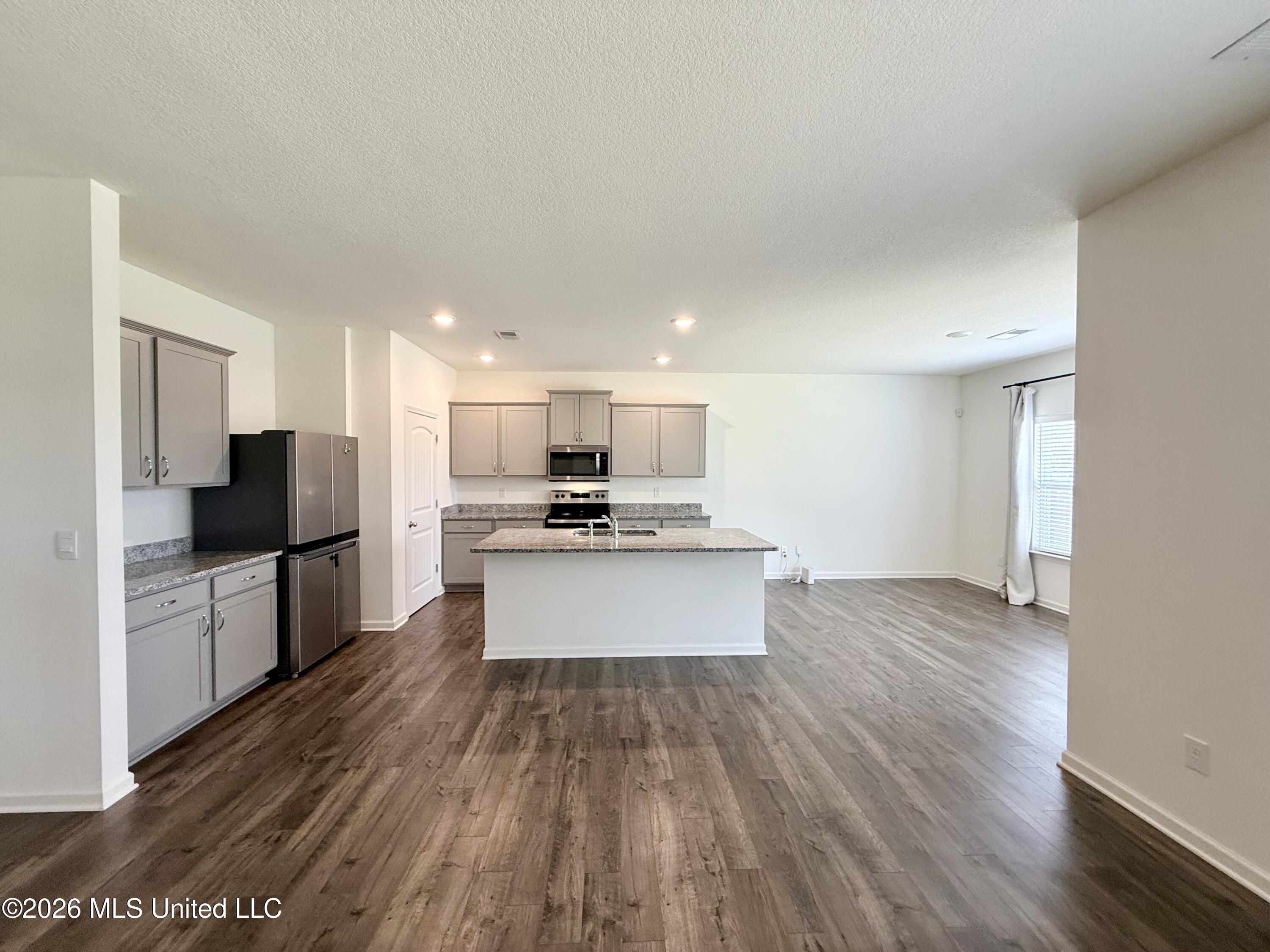 161 Twin Lakes Drive Property Photo 8