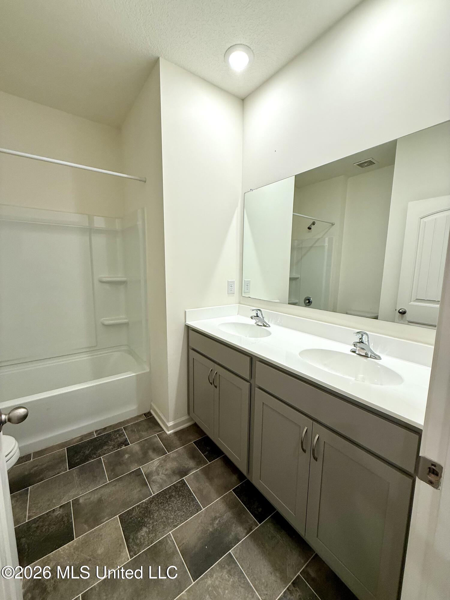 161 Twin Lakes Drive Property Photo 17