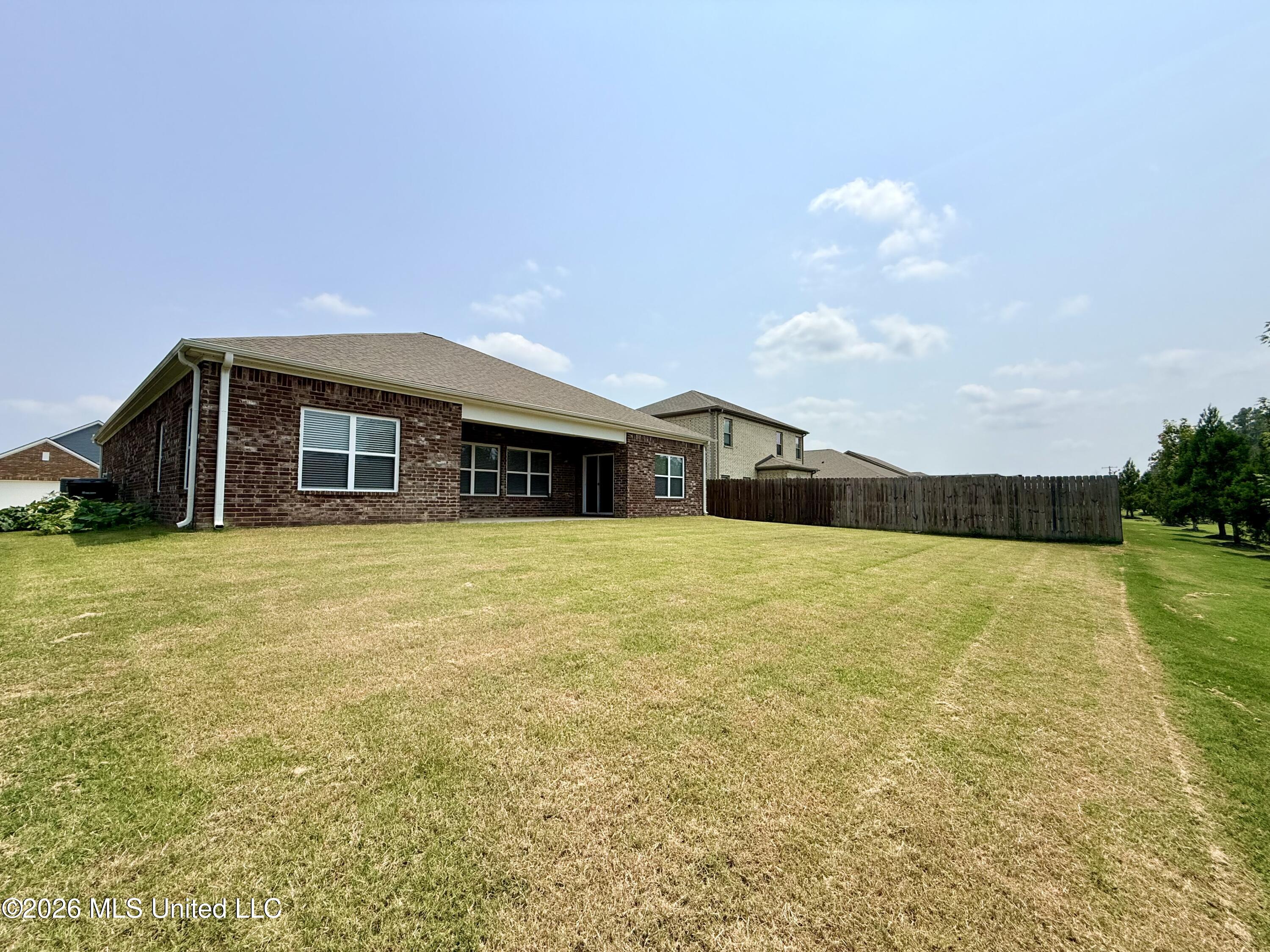 161 Twin Lakes Drive Property Photo 28