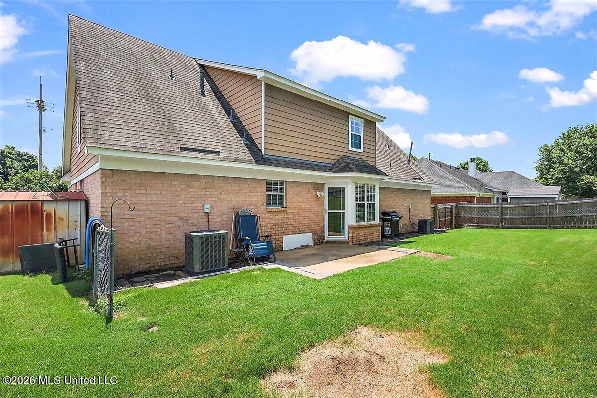 1978 Greencliff Drive Property Photo 28