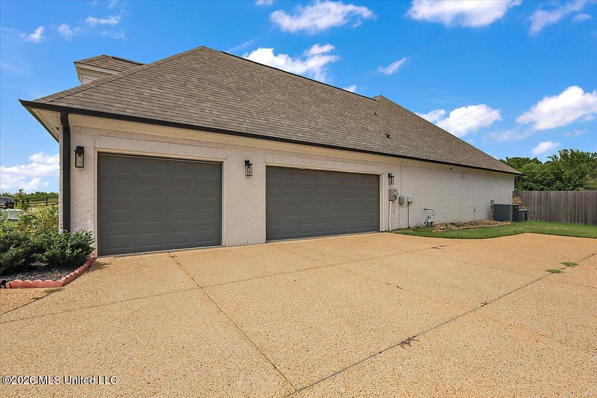 372 Fawn Grove Trail Property Photo 37