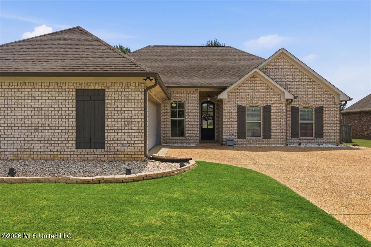 515 Westfield Drive Property Photo 3