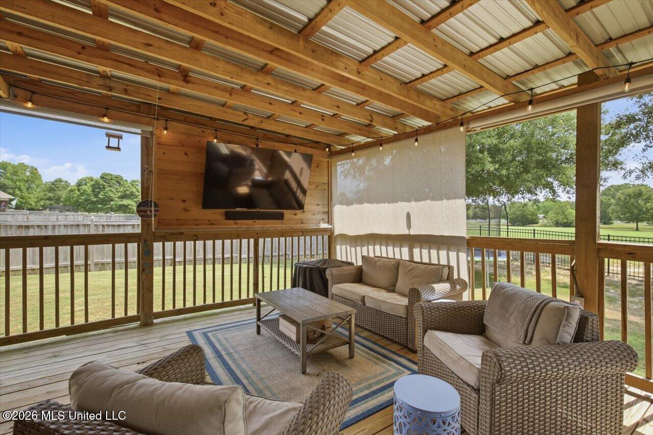 515 Westfield Drive Property Photo 32