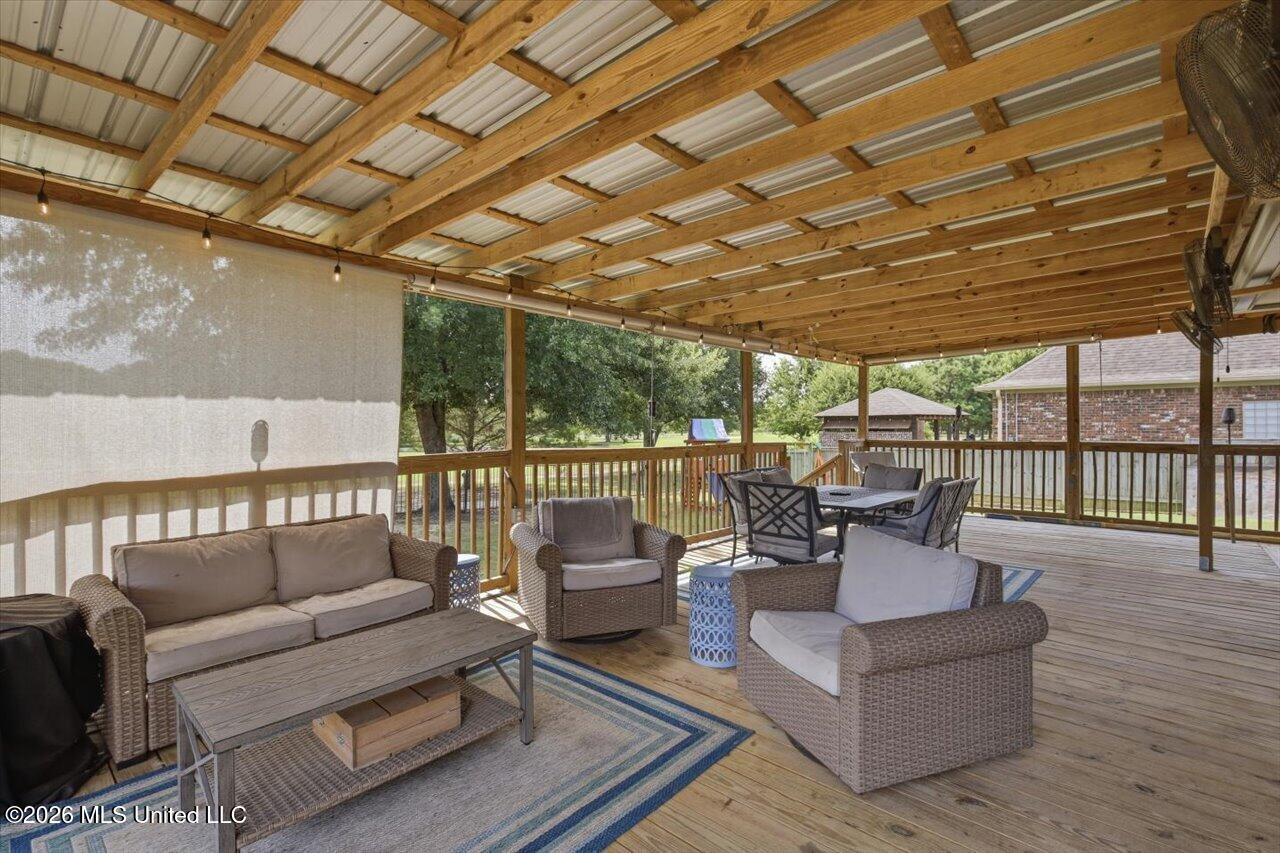 515 Westfield Drive Property Photo 33