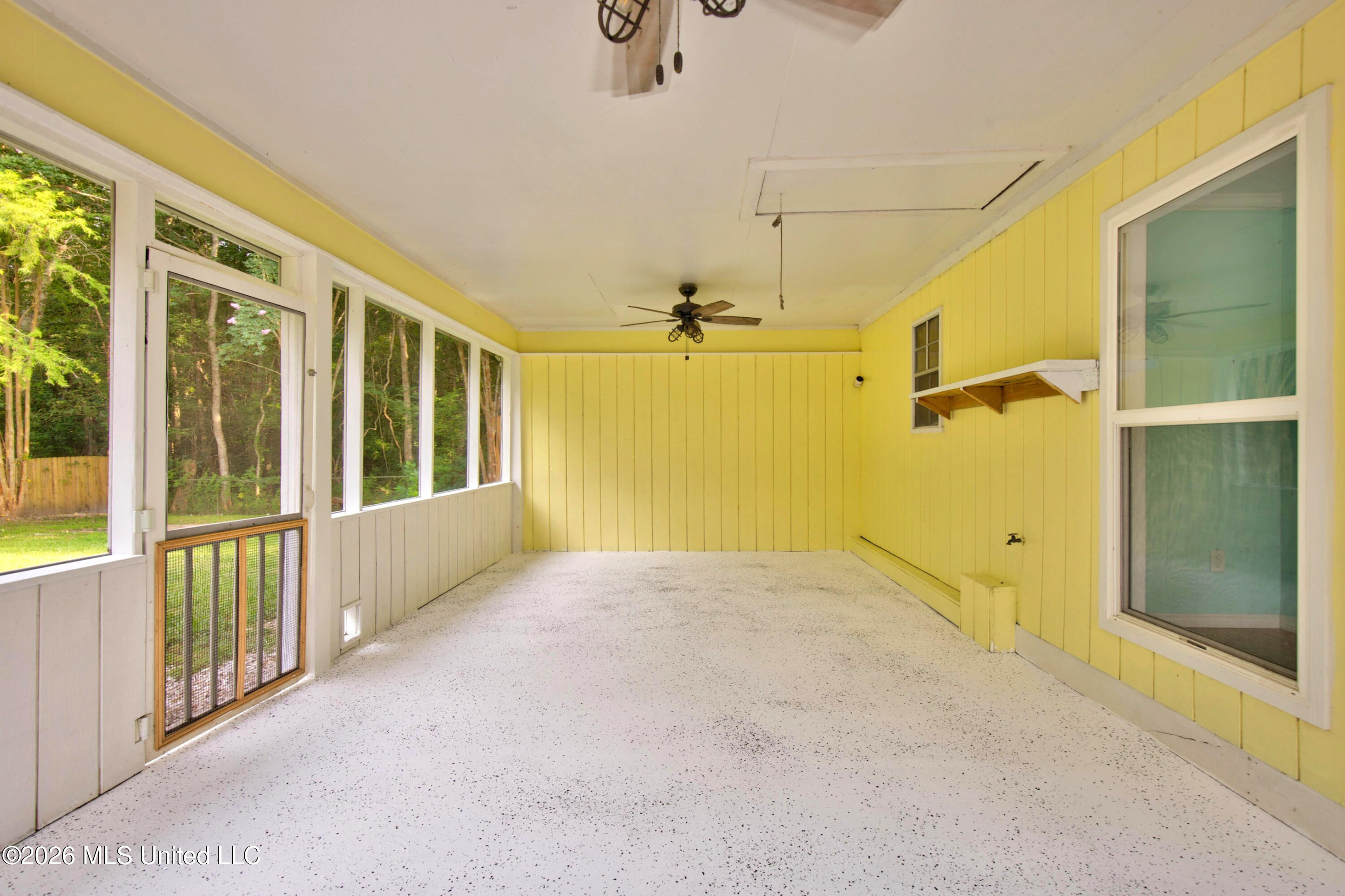 5068 Menge Avenue Property Photo 43