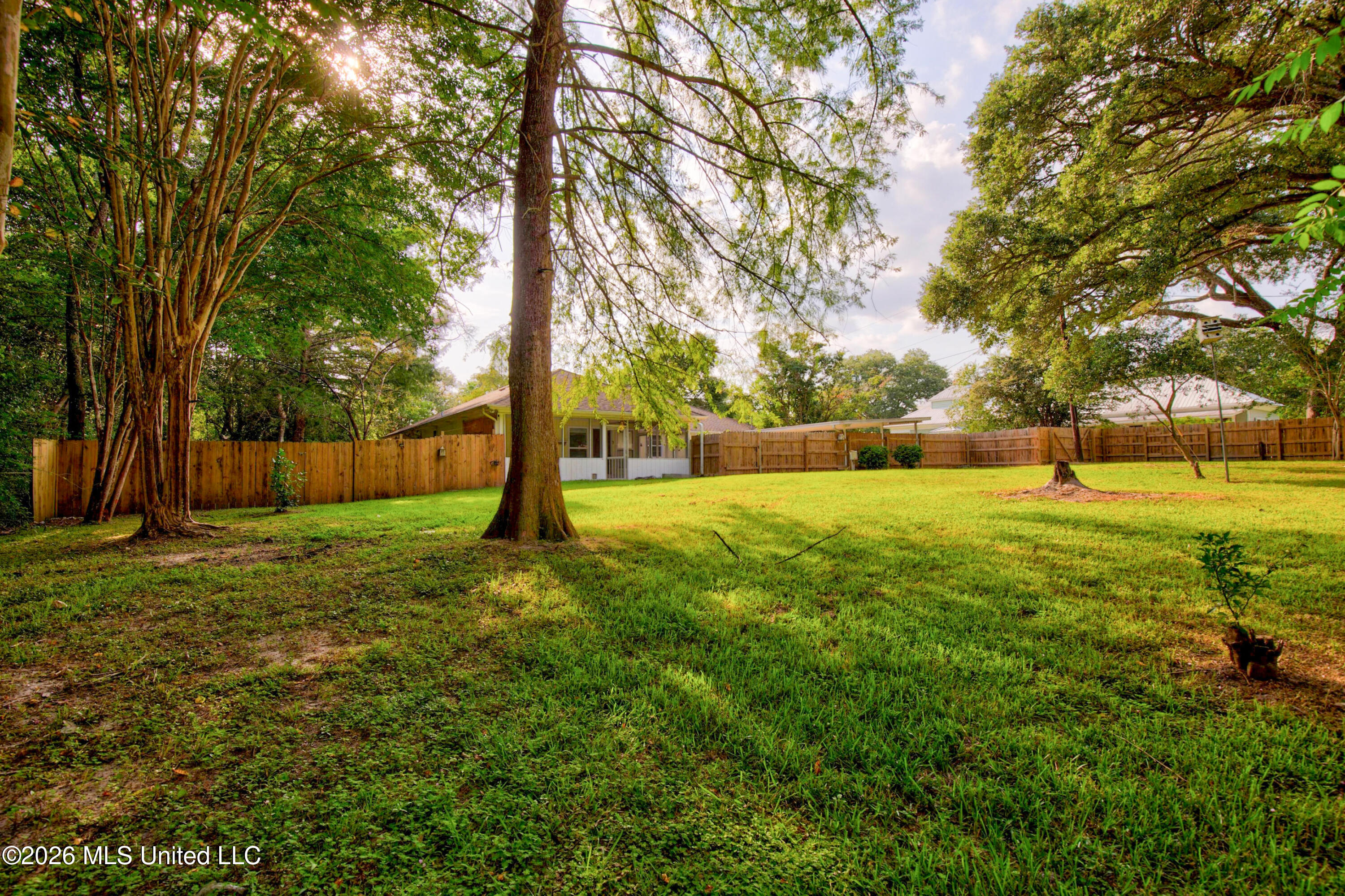 5068 Menge Avenue Property Photo 48
