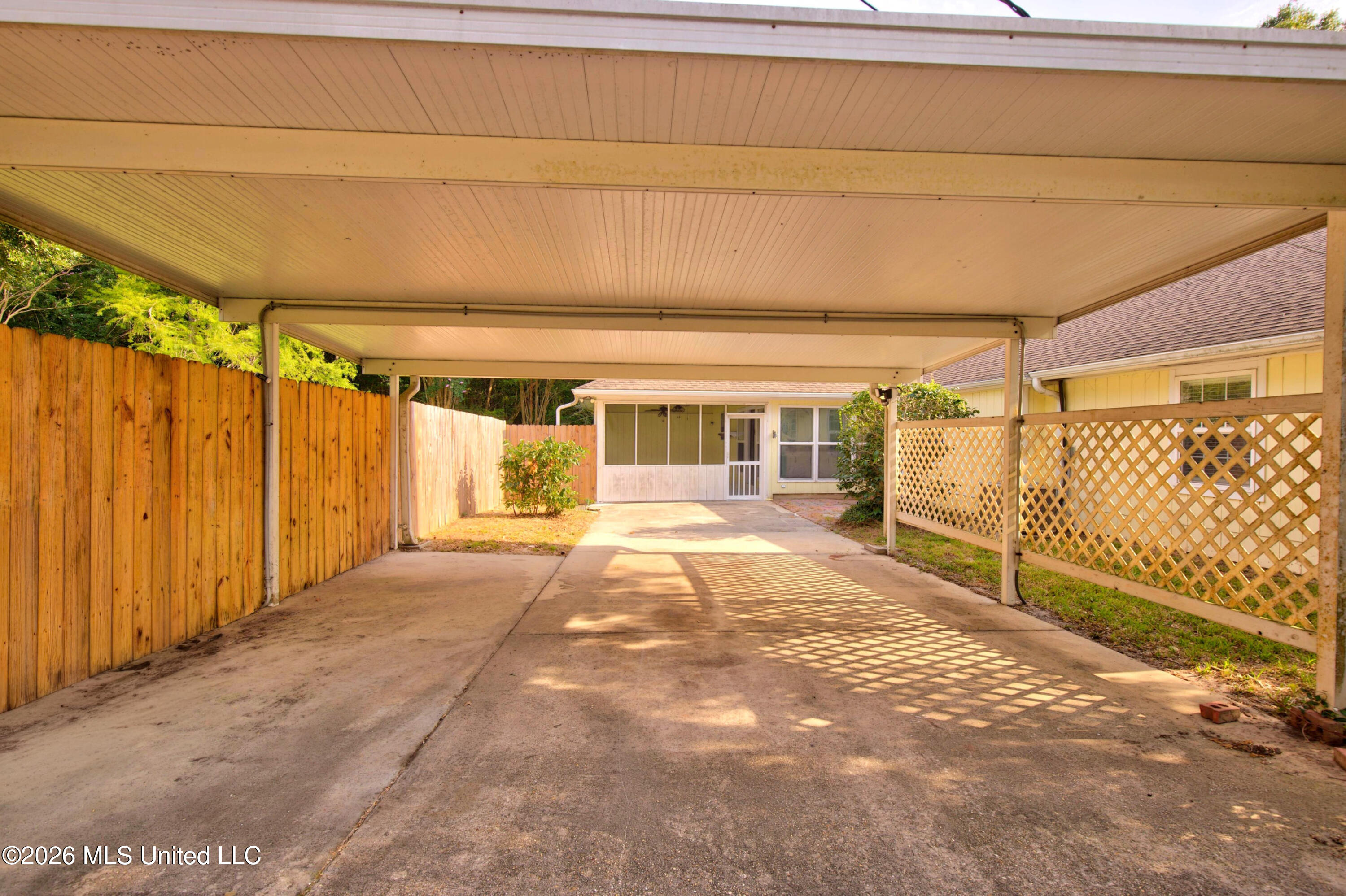 5068 Menge Avenue Property Photo 49