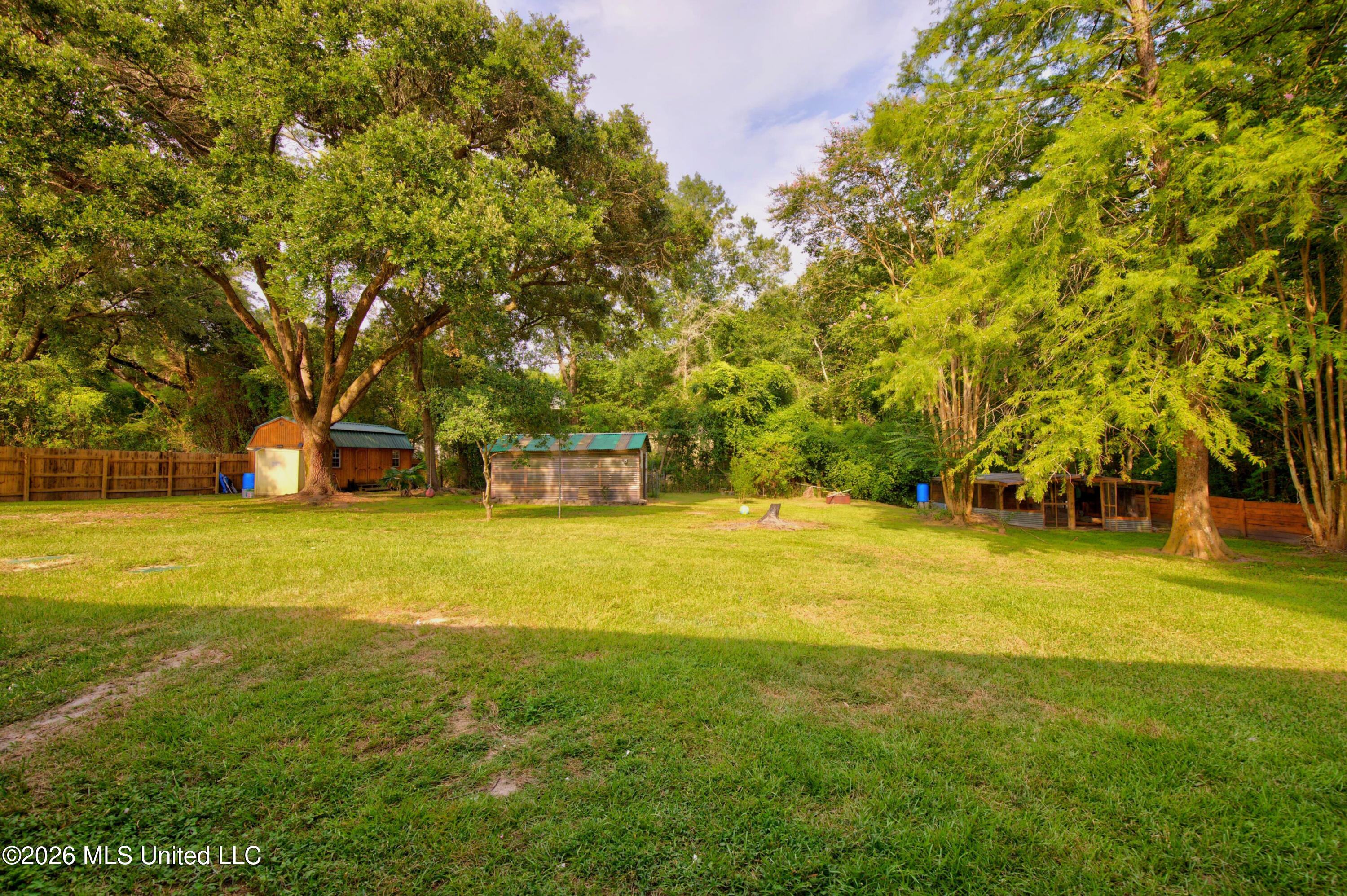 5068 Menge Avenue Property Photo 54