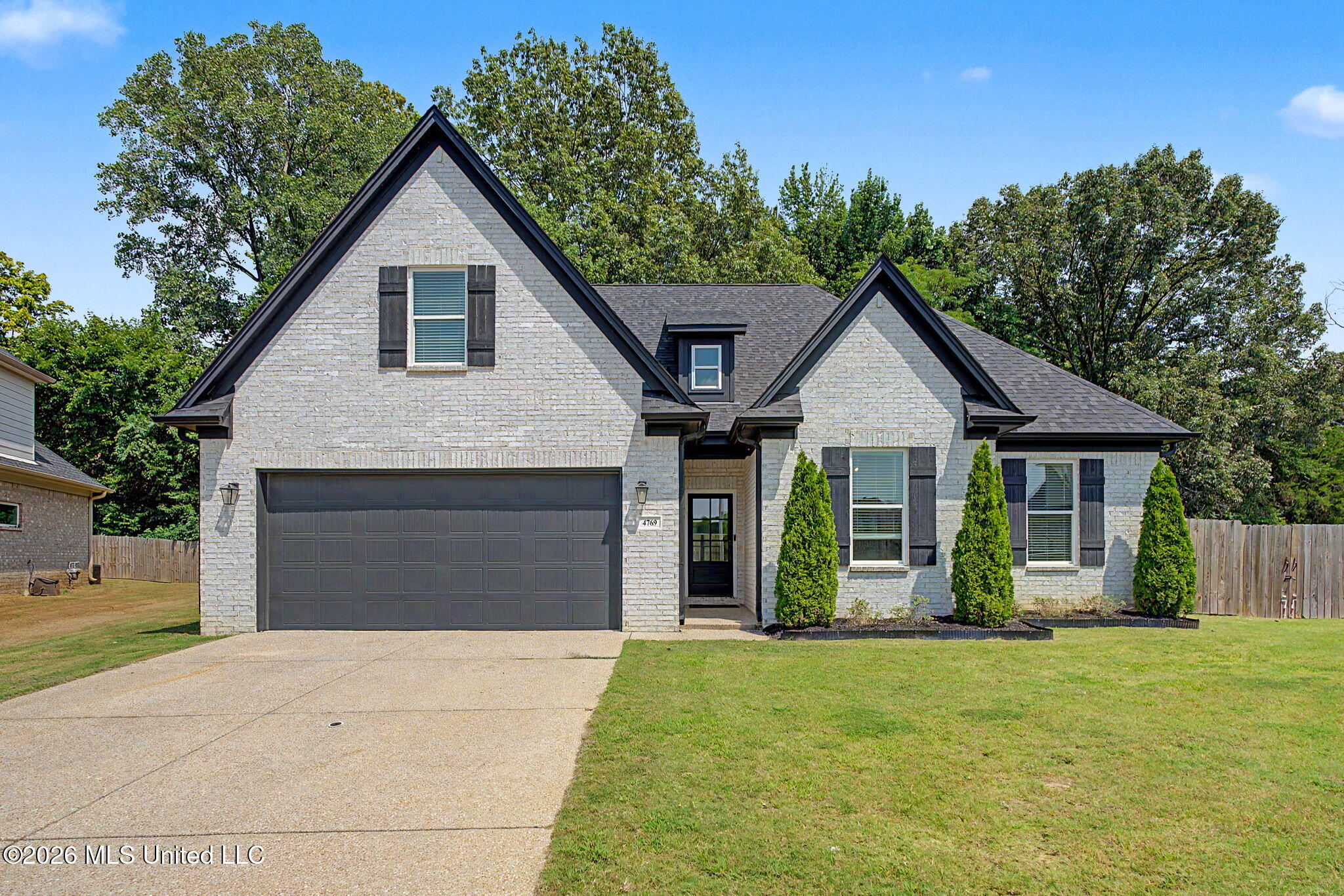 4769 Oyster Bay Cove Property Photo 1
