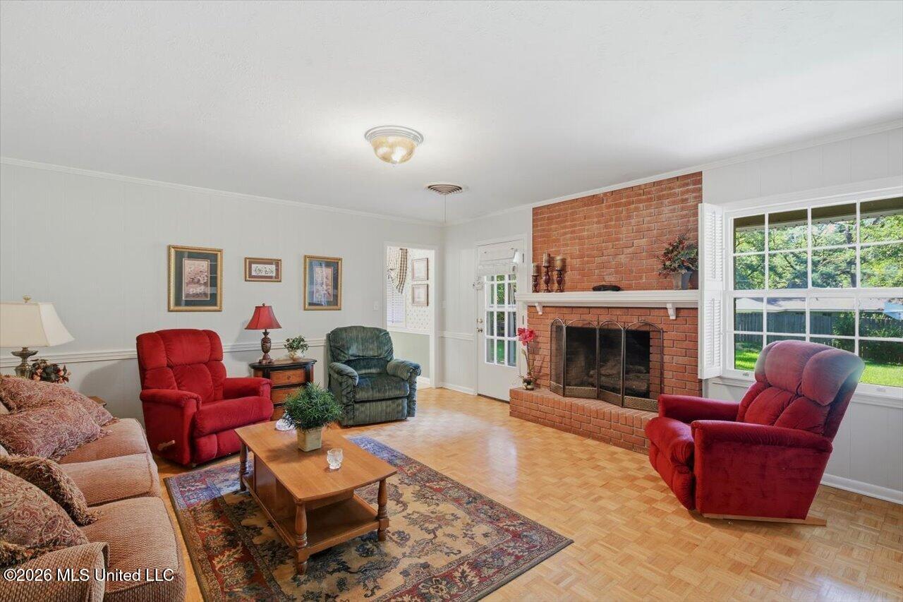 5227 Saratoga Drive Property Photo 11