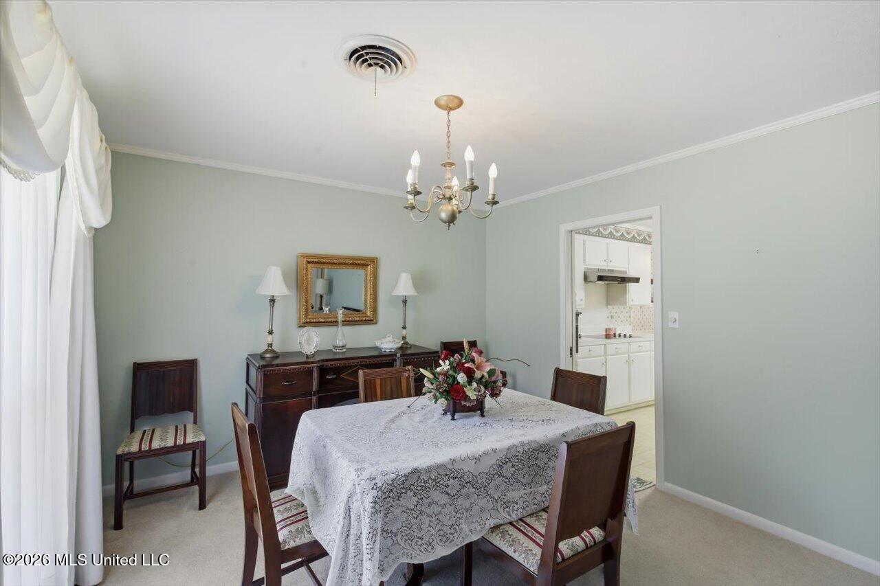 5227 Saratoga Drive Property Photo 25