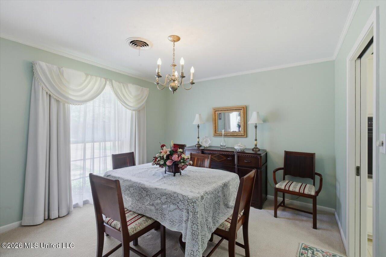 5227 Saratoga Drive Property Photo 26