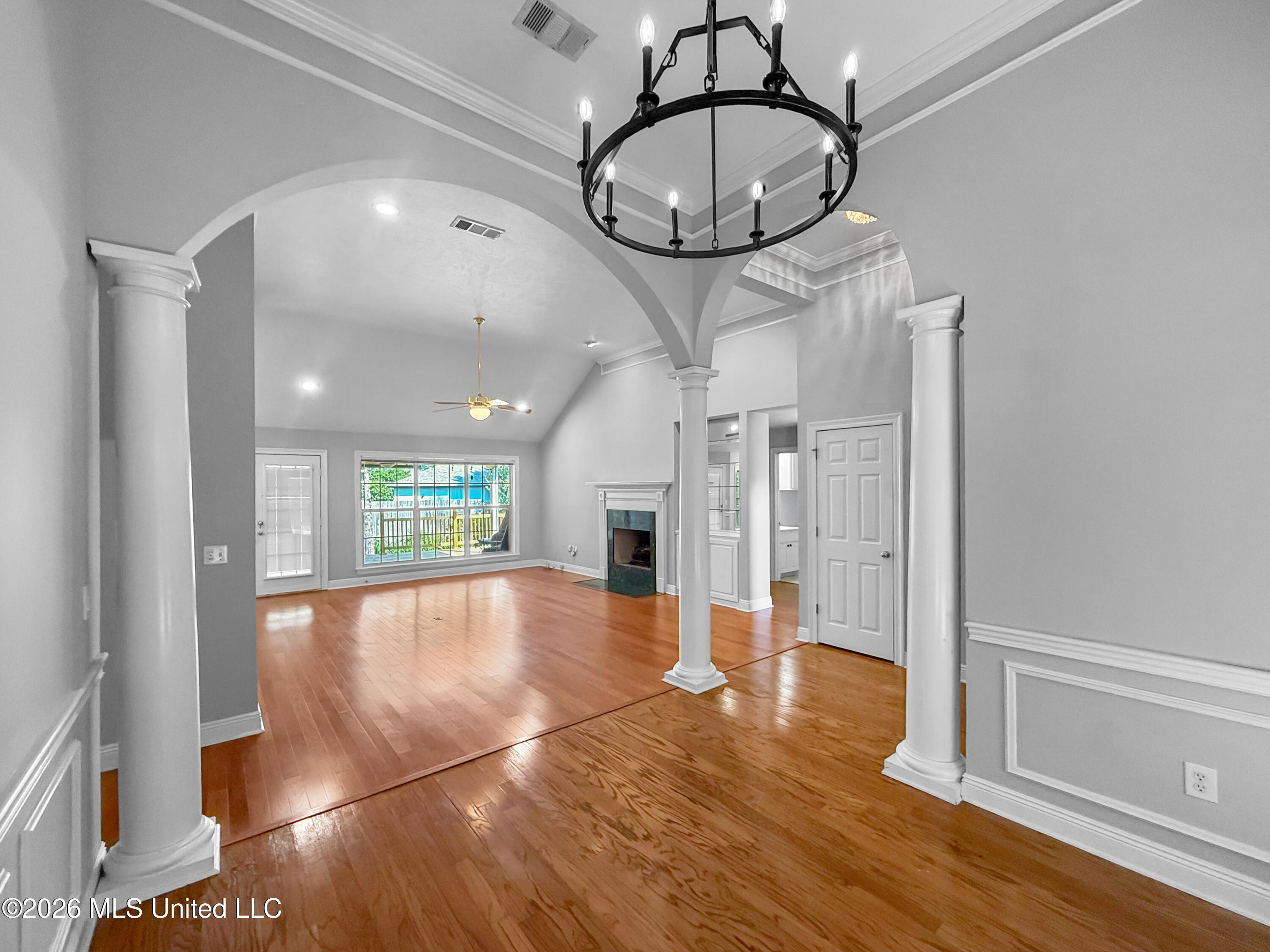 540 Brighton Circle Property Photo 8