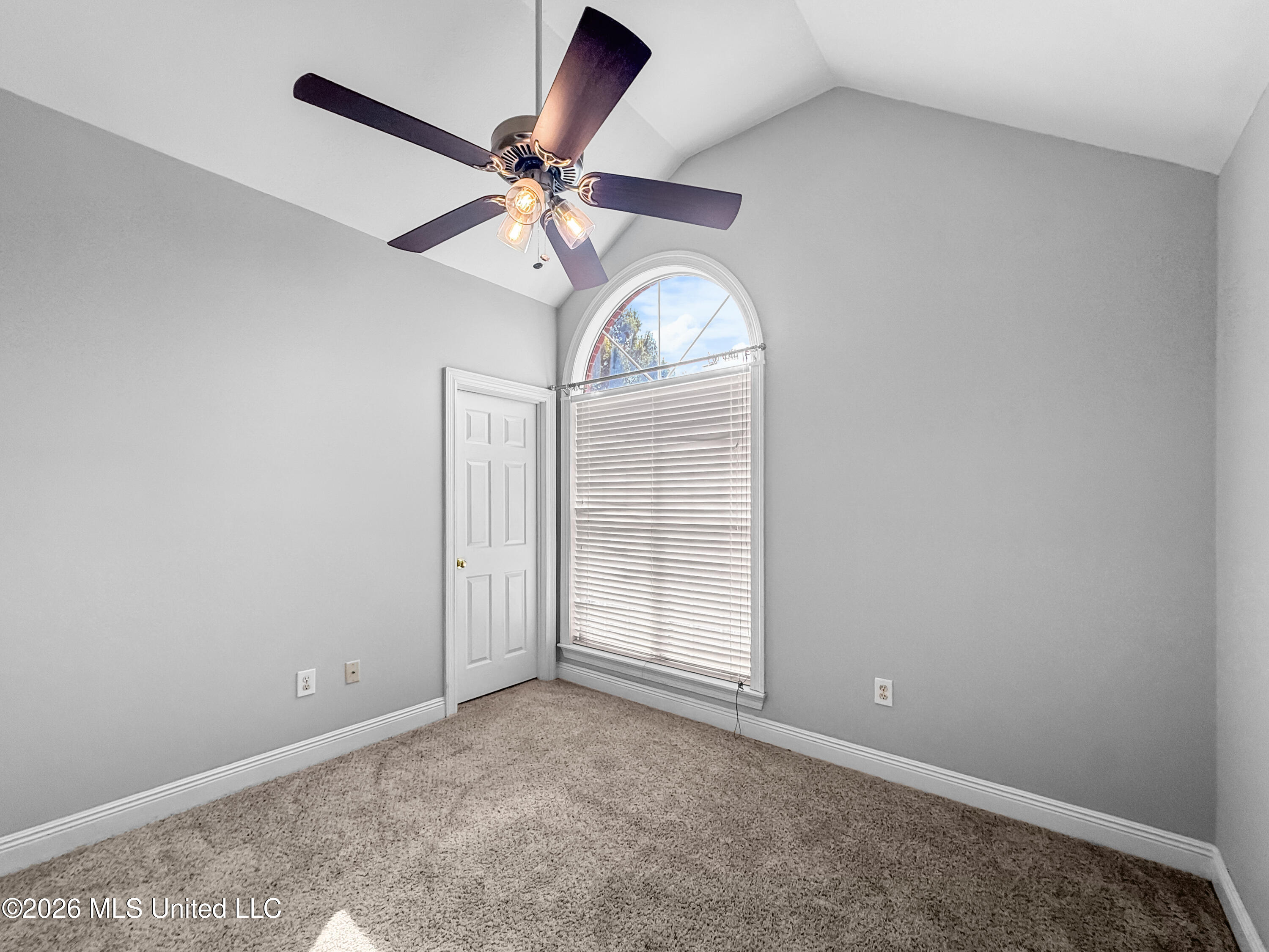540 Brighton Circle Property Photo 22