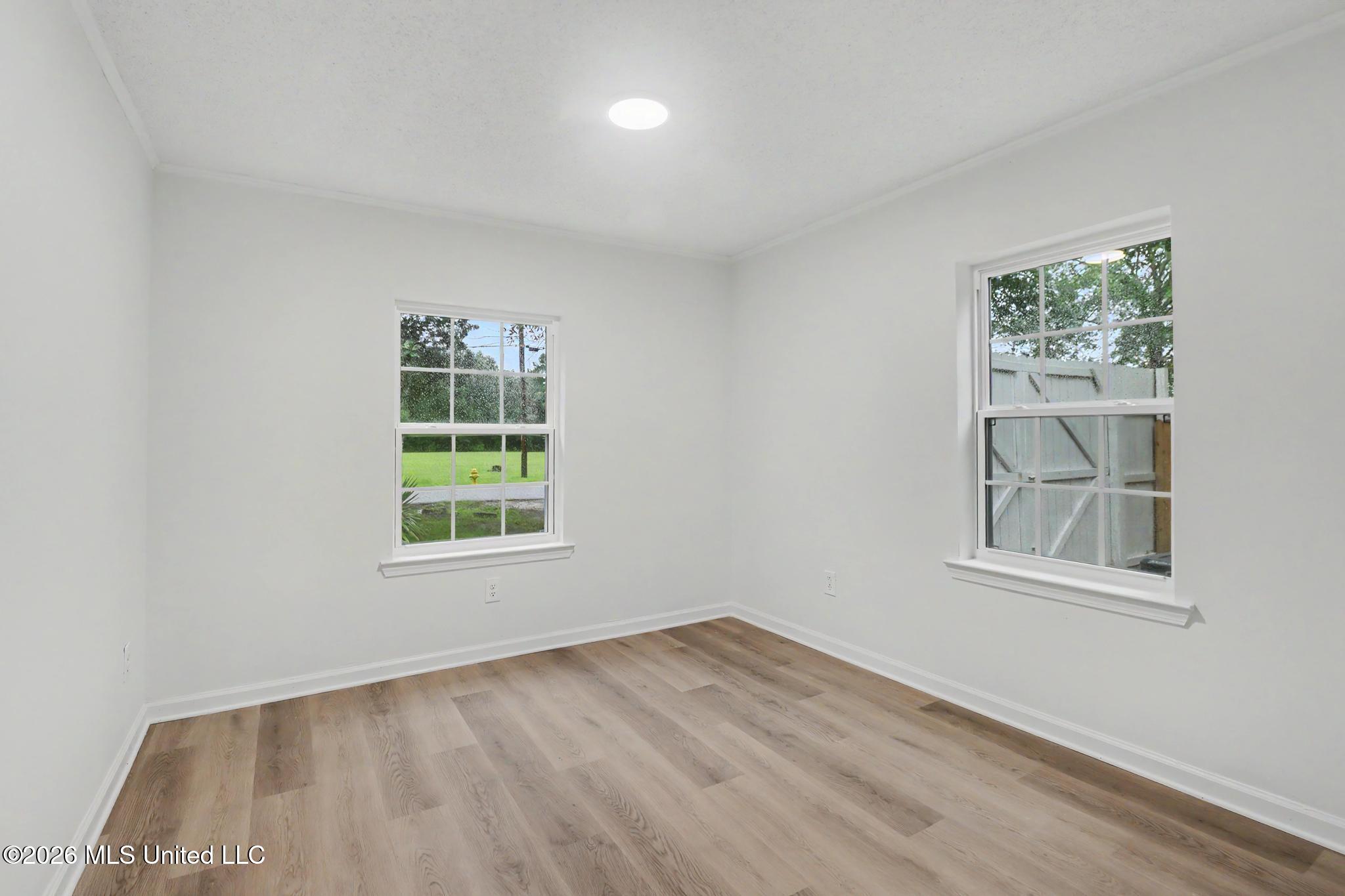 3914 Liverpool Avenue Property Photo 13