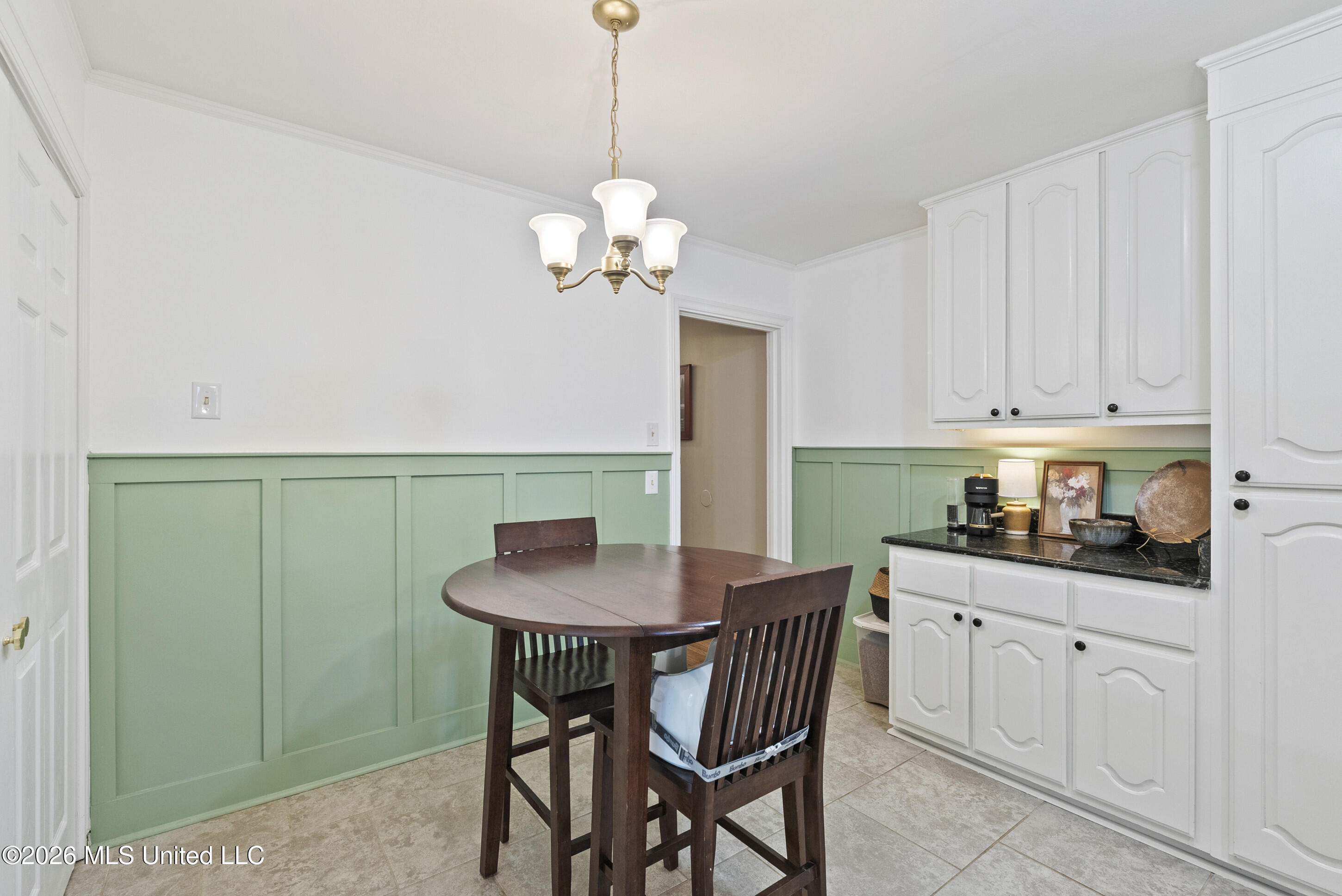 411 Heard Street Property Photo 5