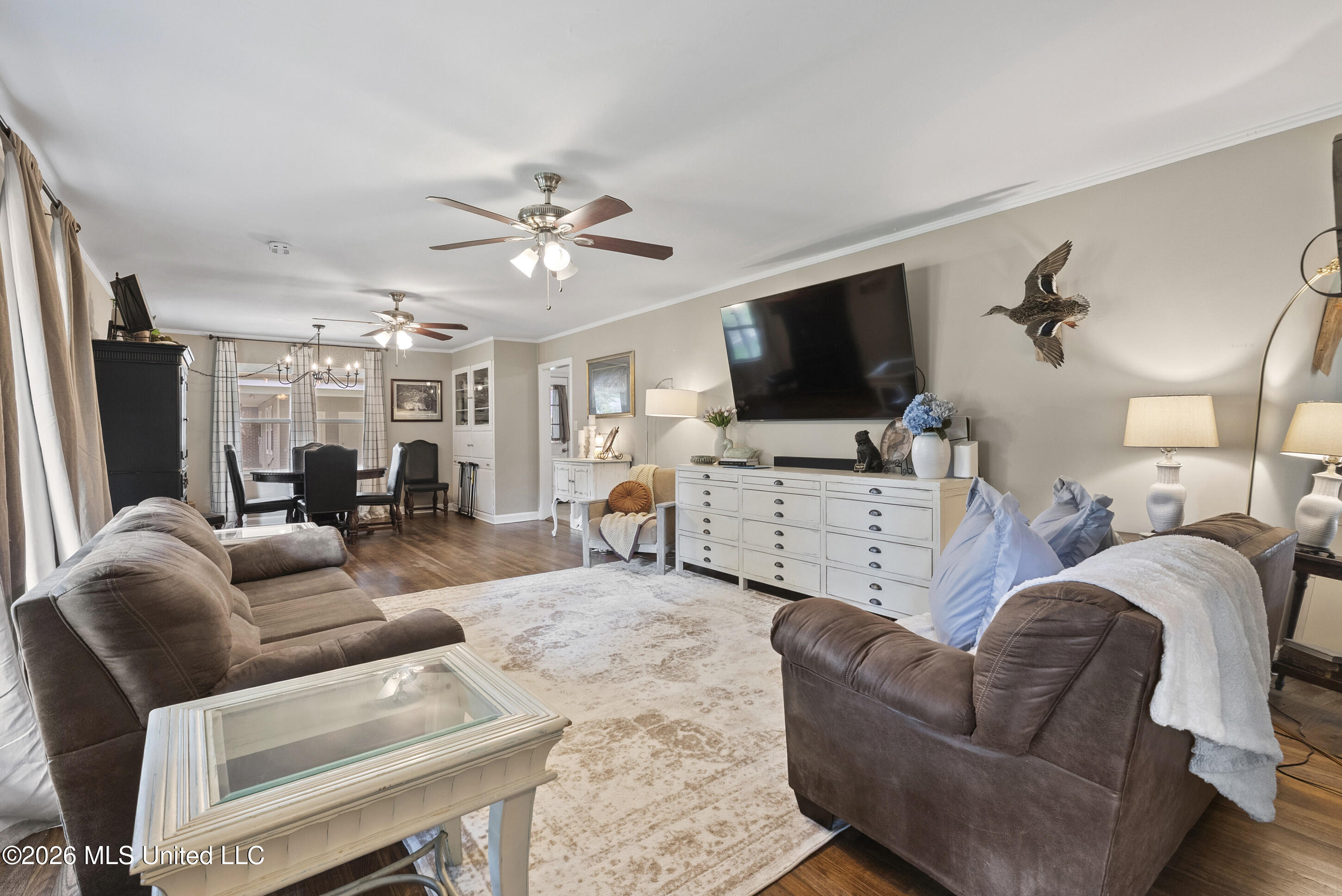 411 Heard Street Property Photo 6