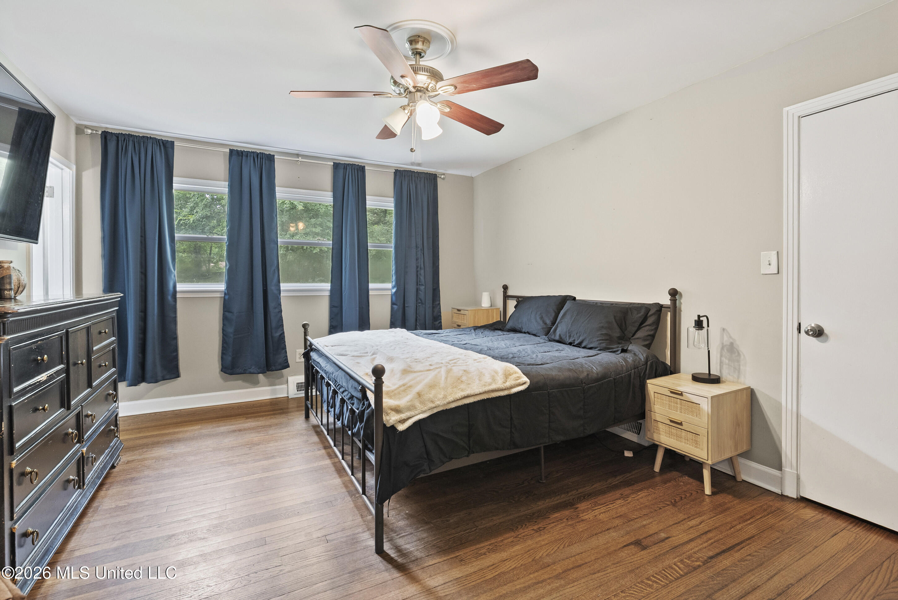 411 Heard Street Property Photo 9