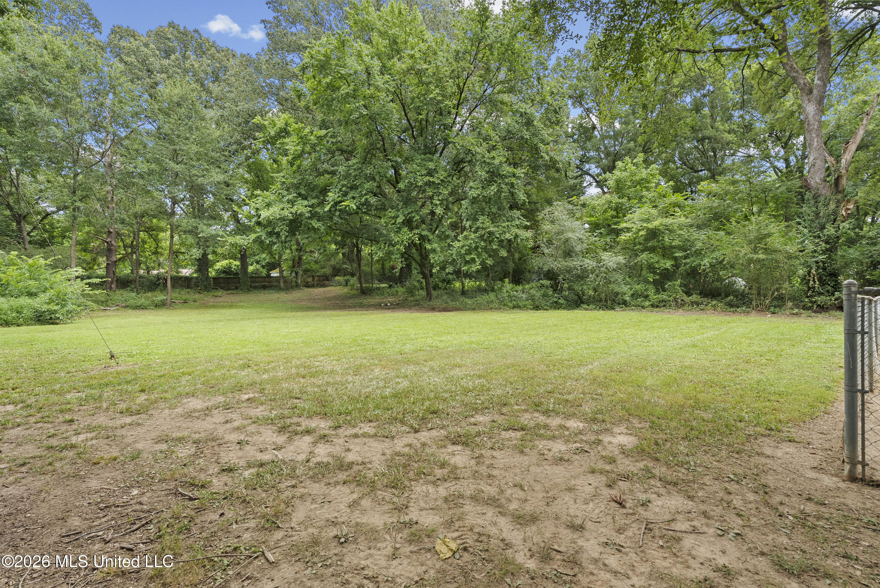 411 Heard Street Property Photo 18