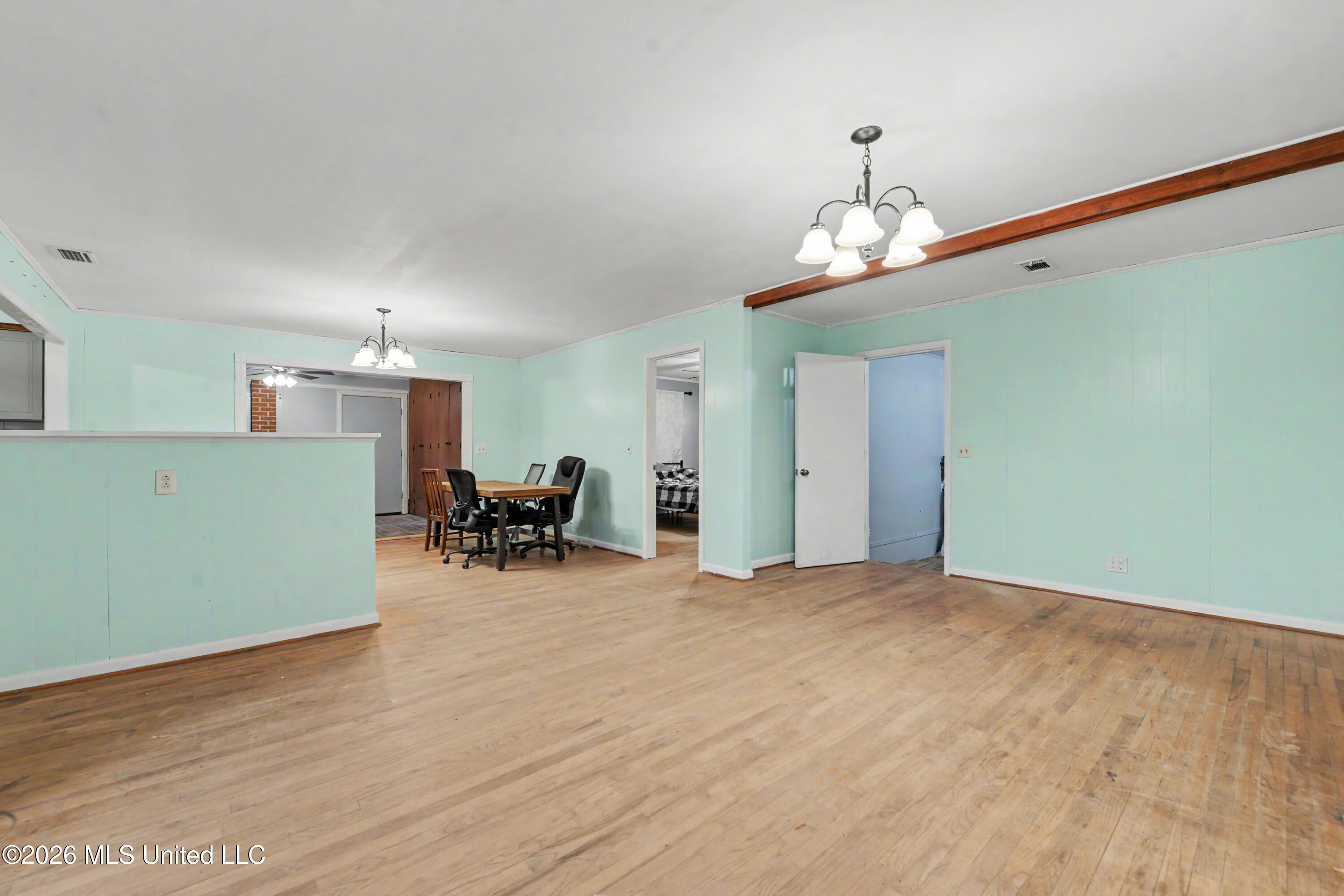 2147 Hwy 613 Property Photo 6
