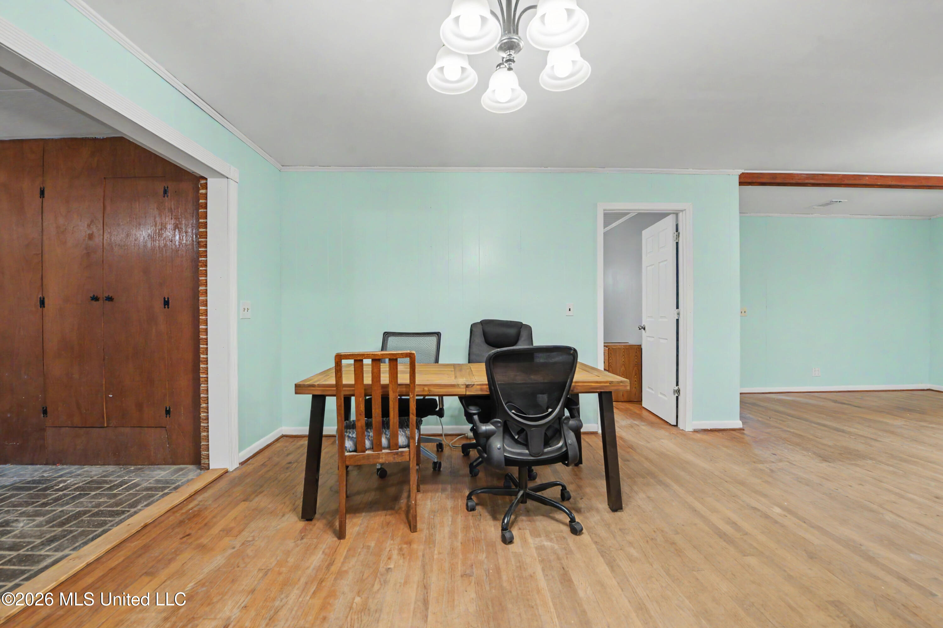 2147 Hwy 613 Property Photo 9