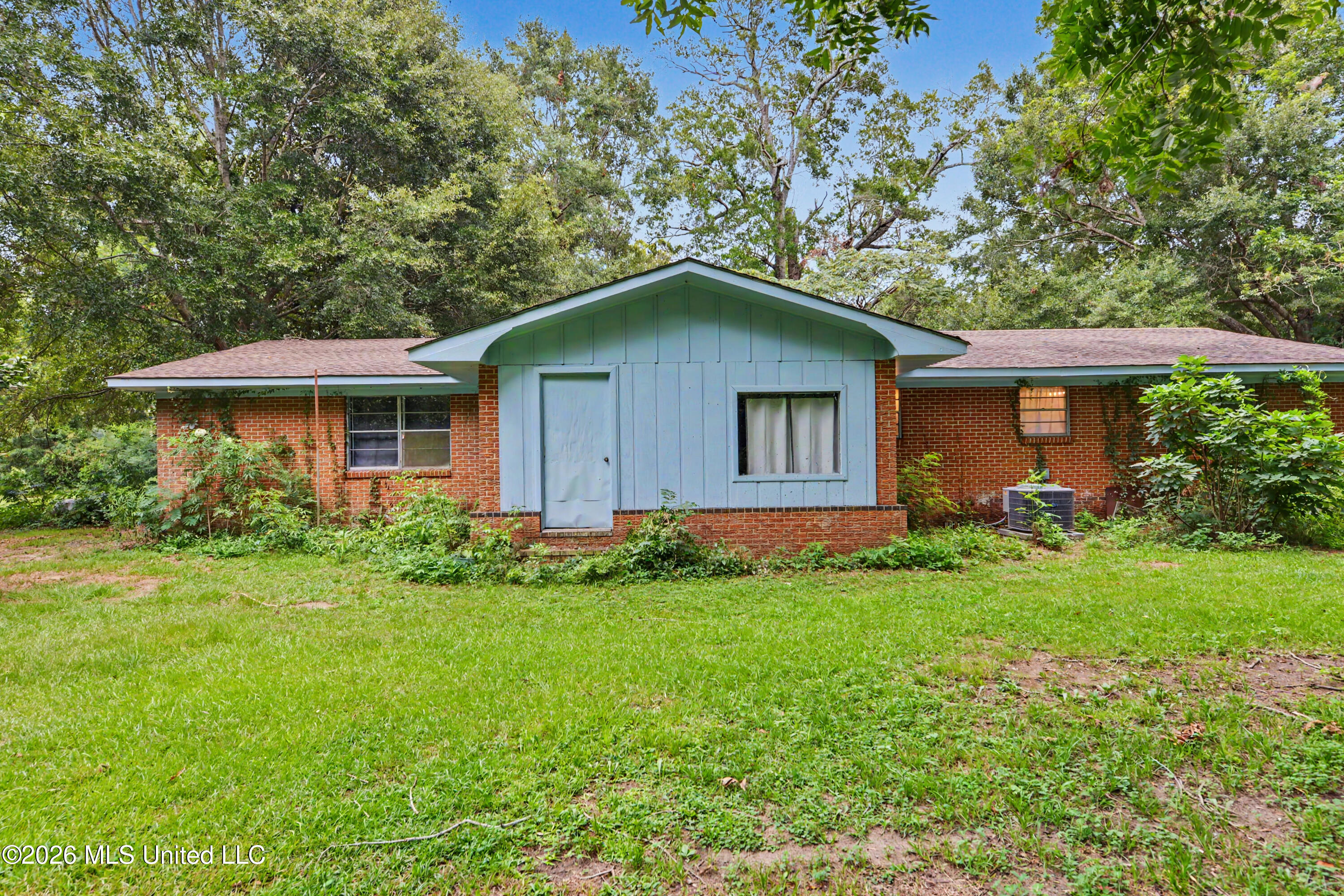 2147 Hwy 613 Property Photo 24