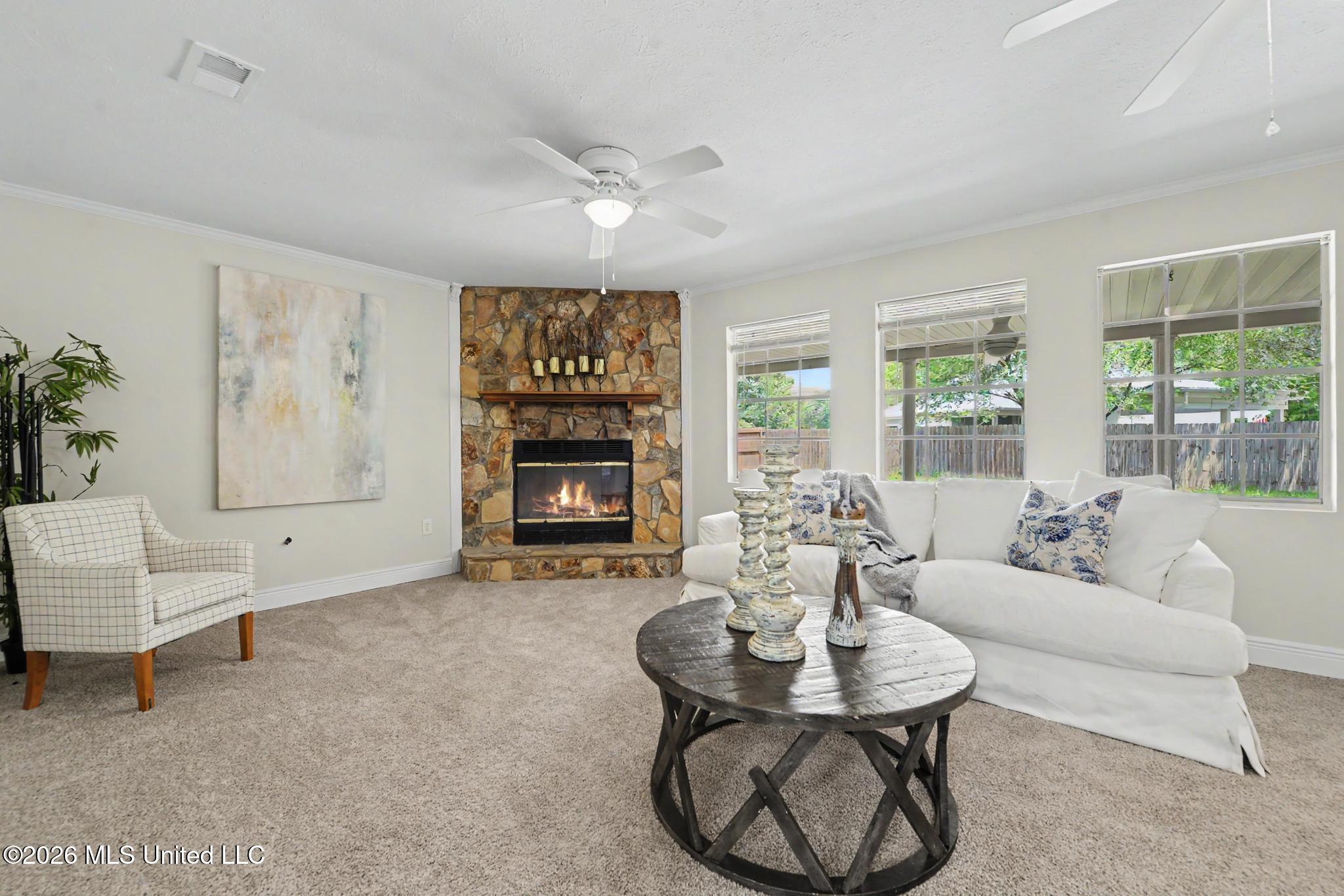 31 Chantilly Terrace Property Photo 6
