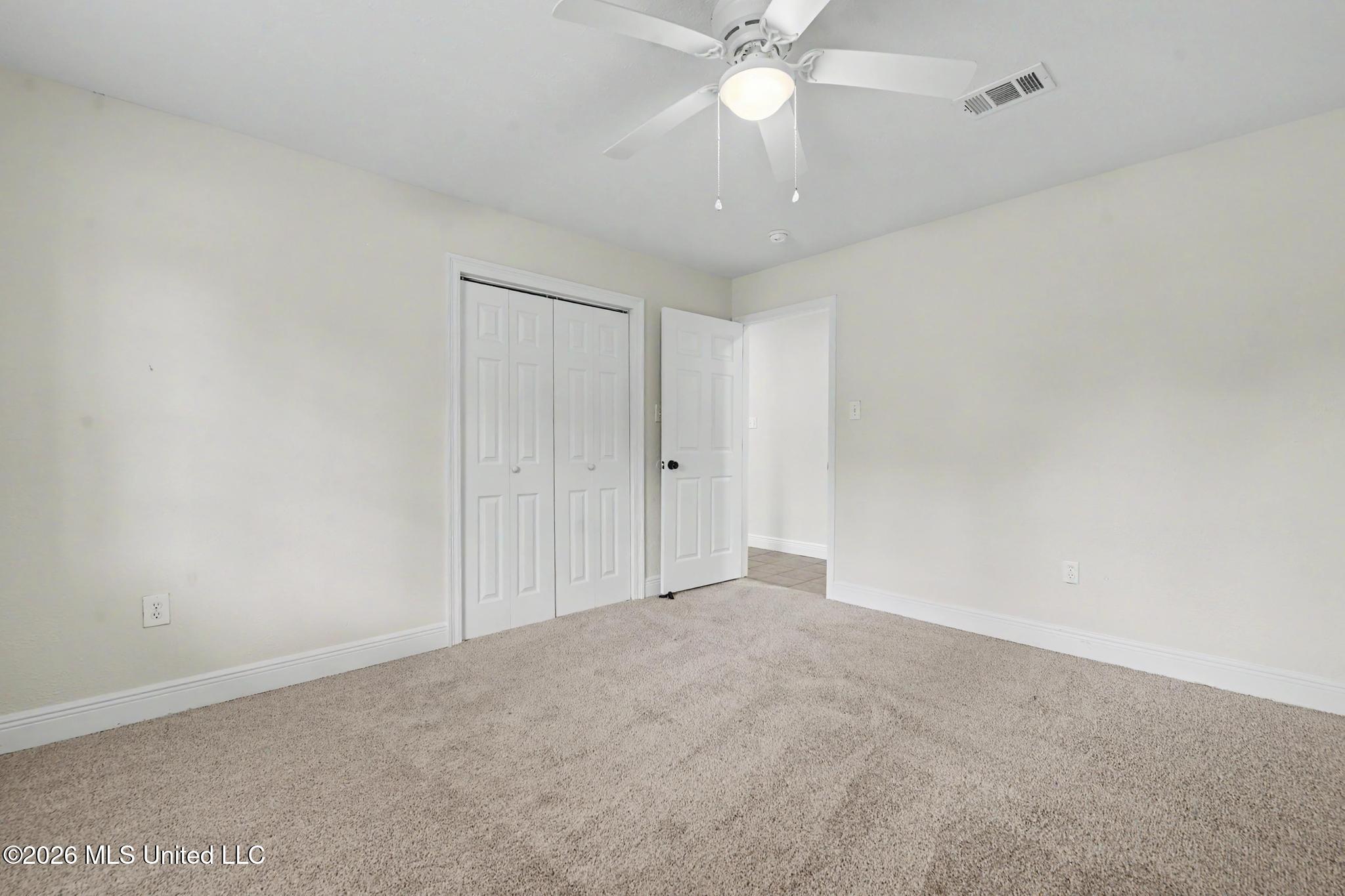 31 Chantilly Terrace Property Photo 19