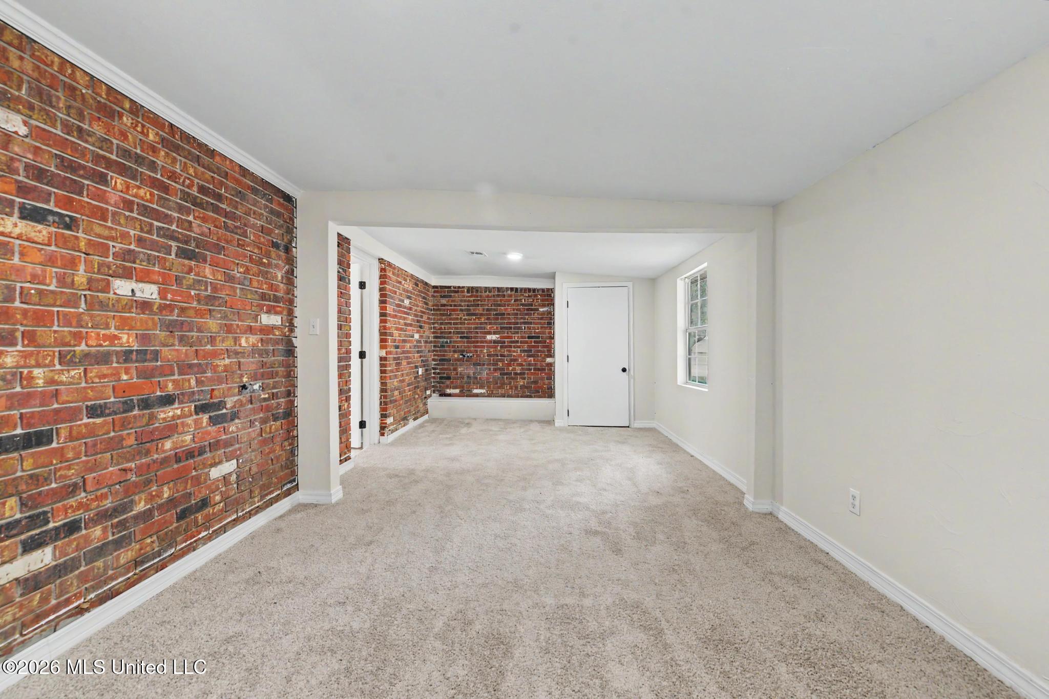 31 Chantilly Terrace Property Photo 27