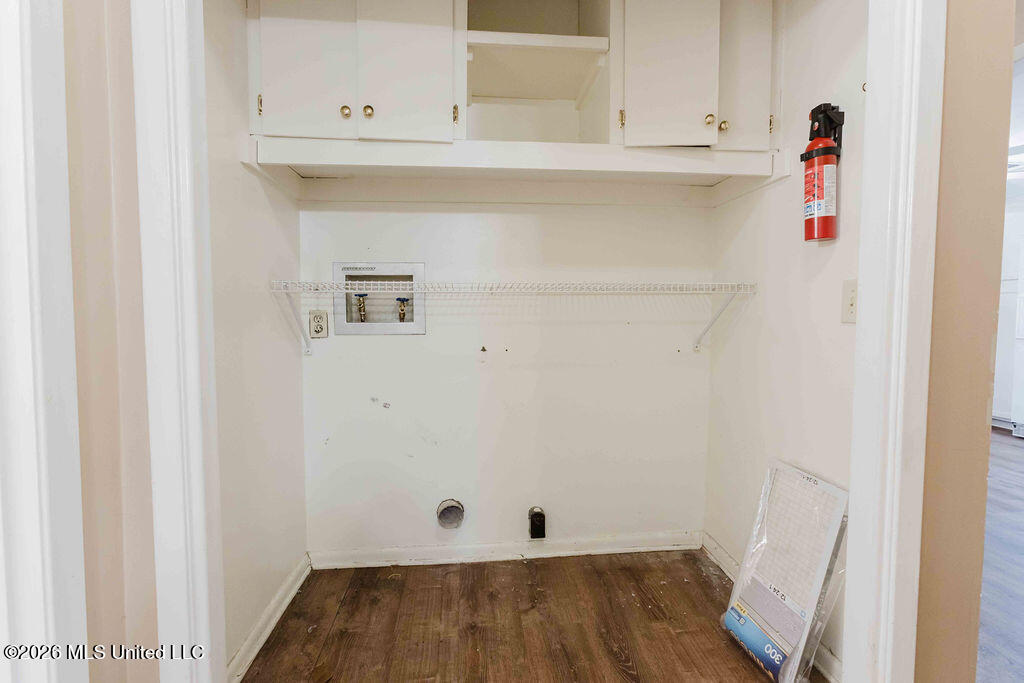 333 Lakebend Drive Property Photo 16