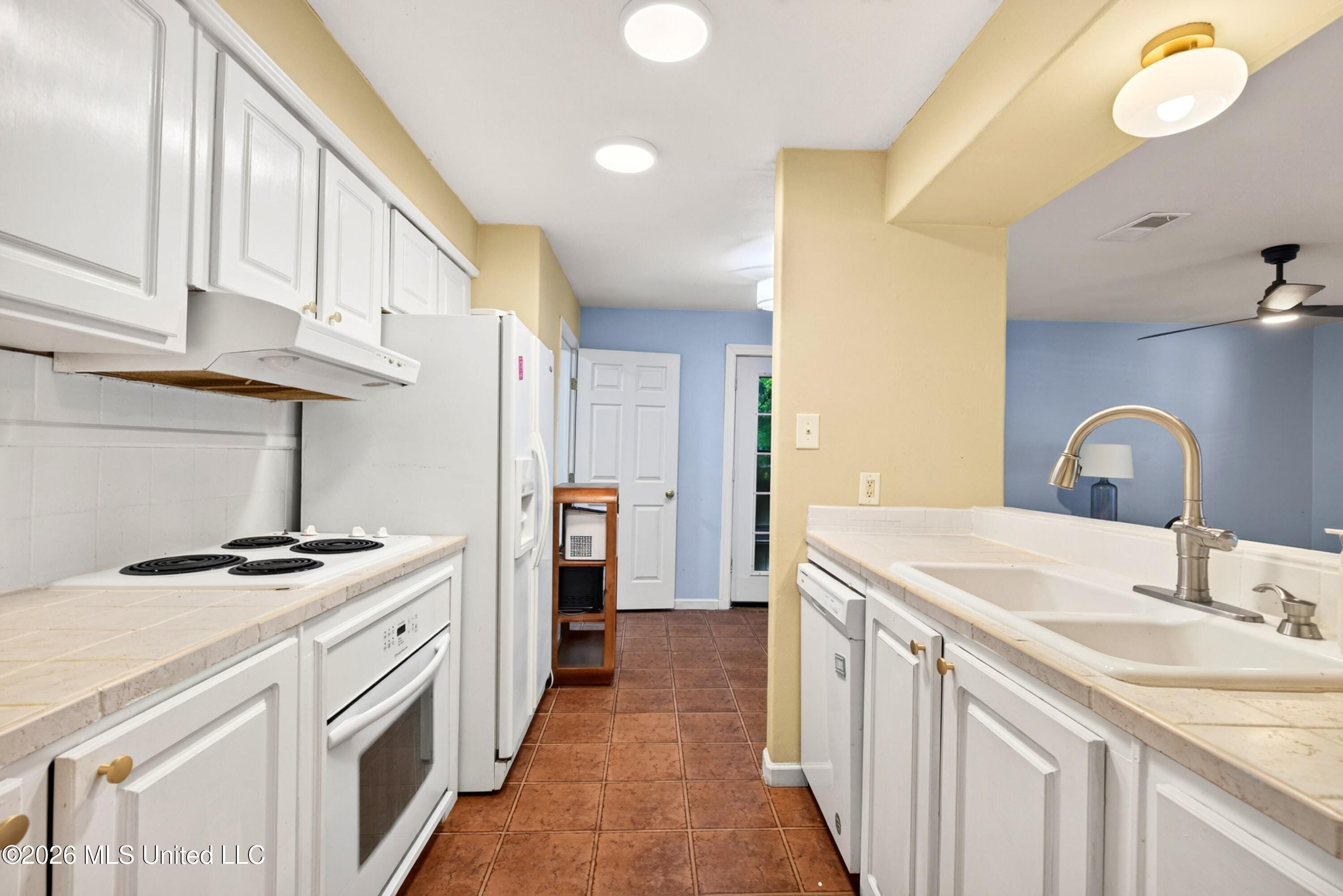 107 Myrtle Avenue Property Photo 14