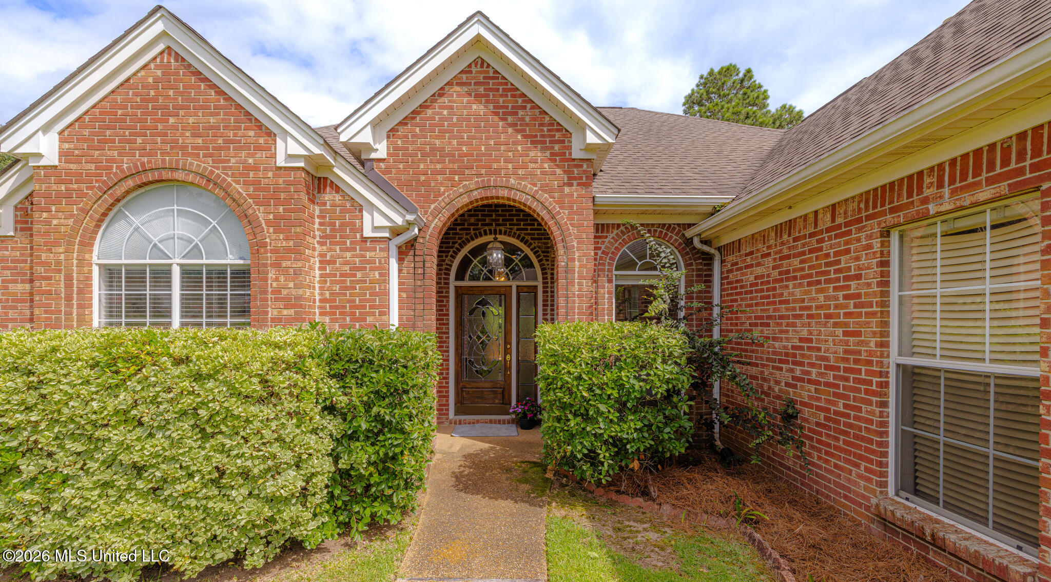 160 Apple Blossom Drive Property Photo 3