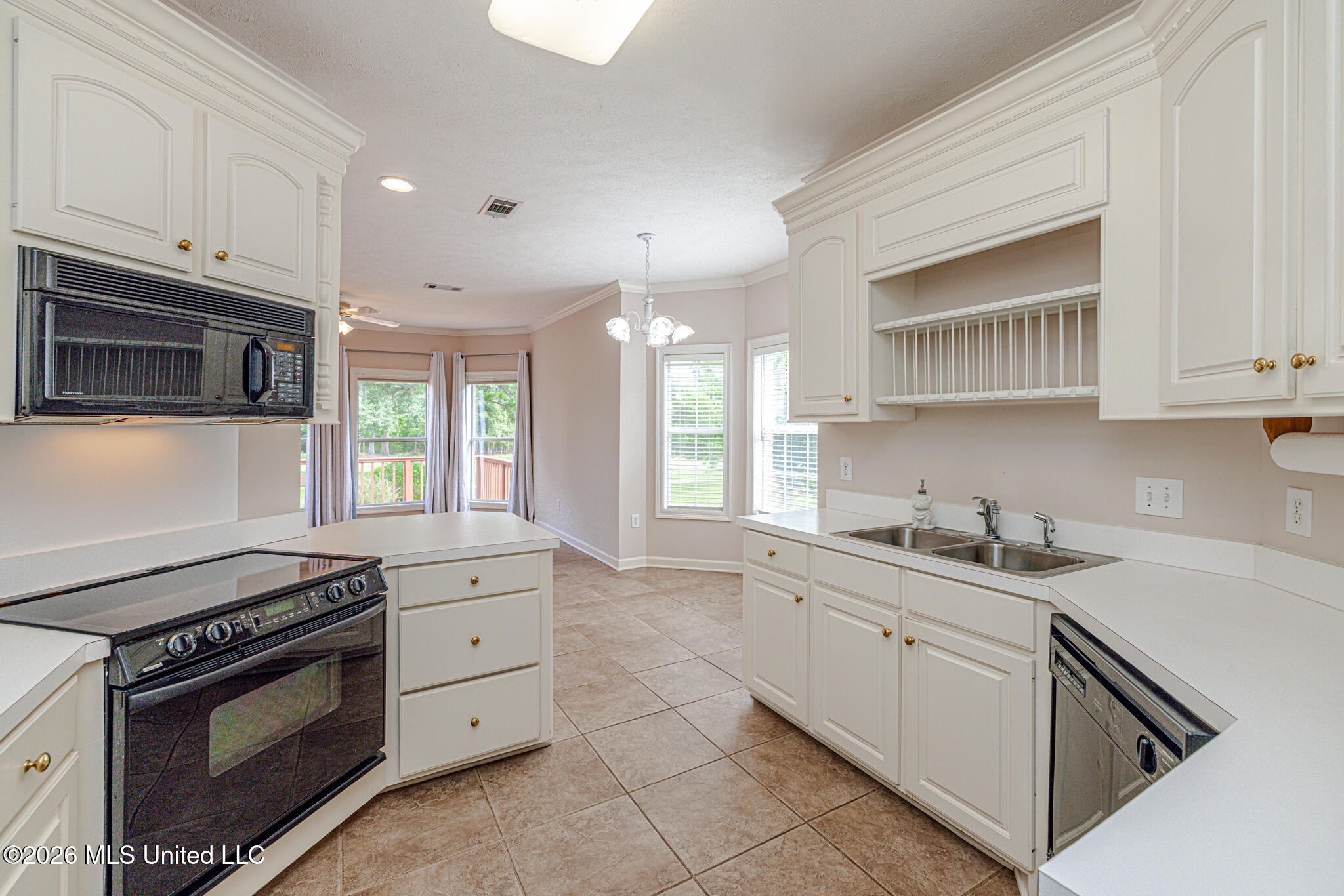160 Apple Blossom Drive Property Photo 23