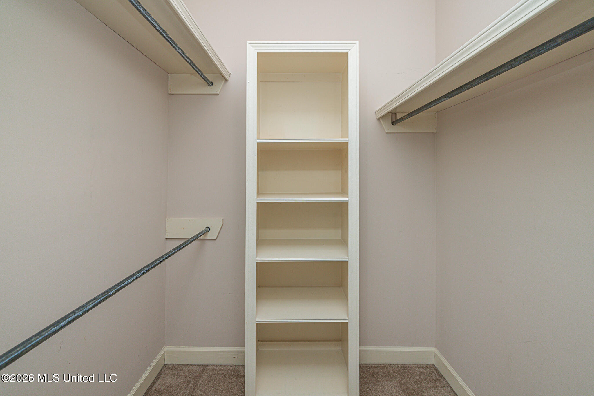 160 Apple Blossom Drive Property Photo 27