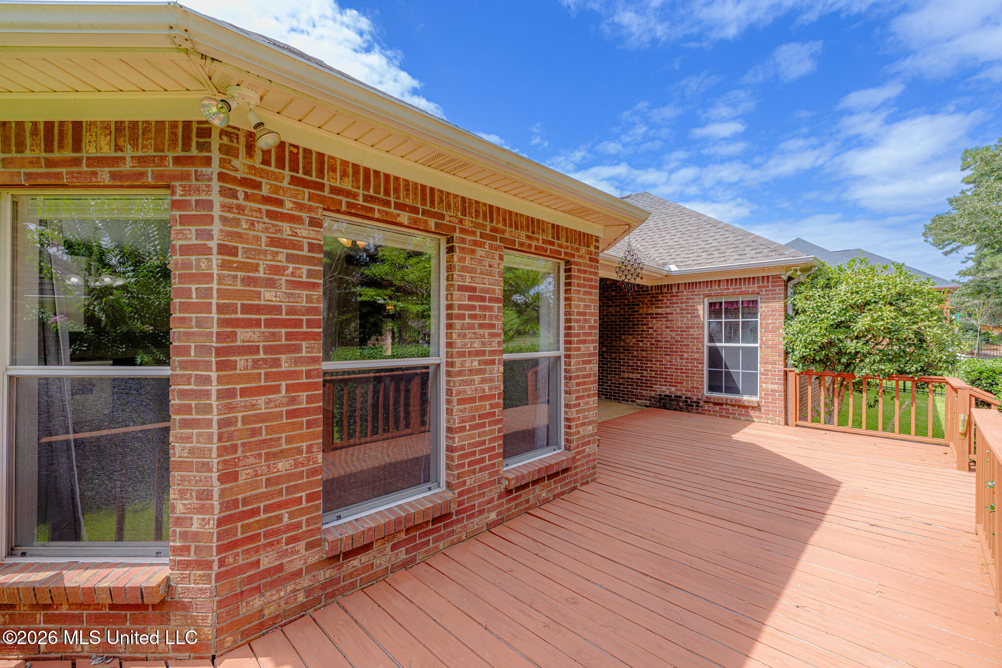 160 Apple Blossom Drive Property Photo 35