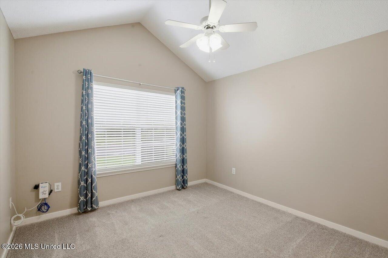 1104 Gerrits Landing Property Photo 29
