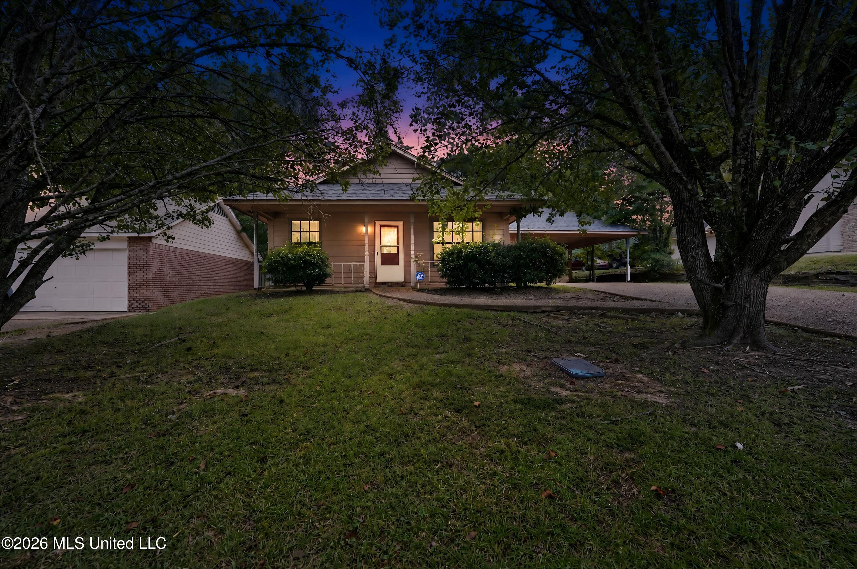 5638 Dogwood Trail Property Photo 2
