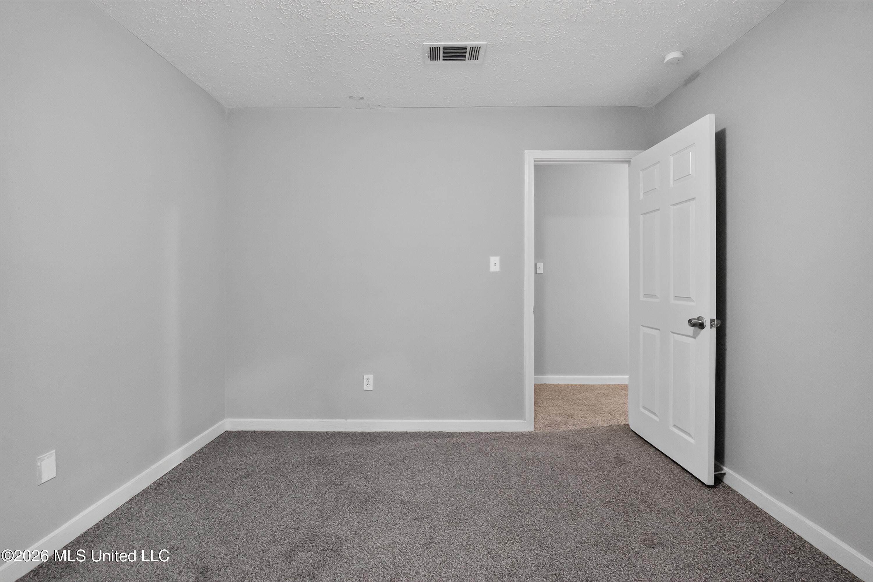 5638 Dogwood Trail Property Photo 22