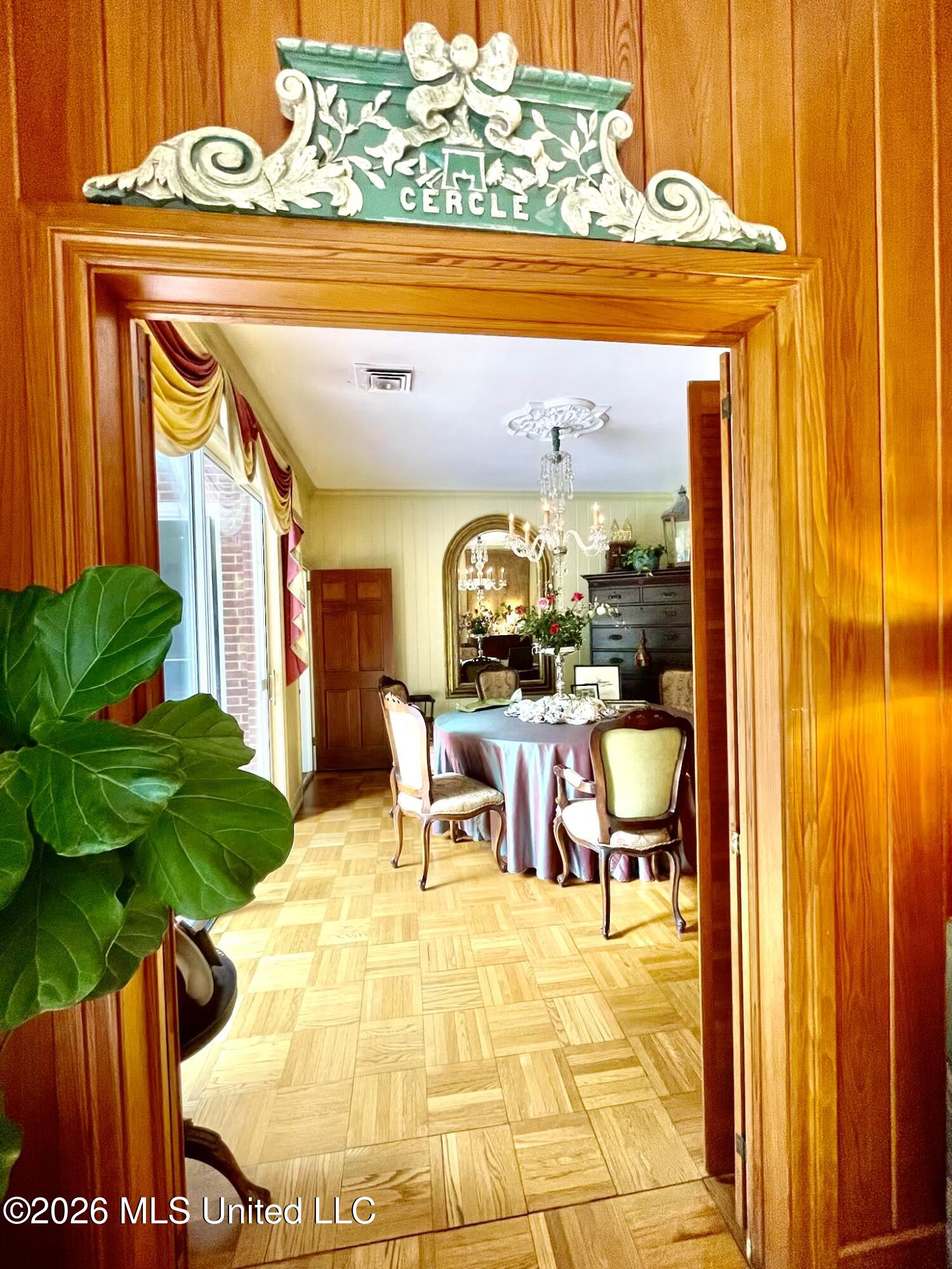 1858 E Lincoln Road Property Photo 24