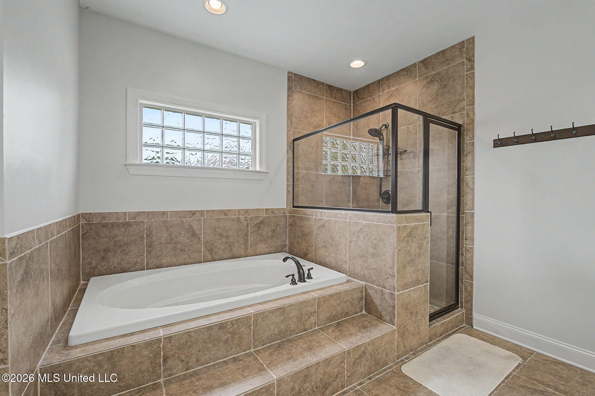 1727 Marcia Louise Drive Property Photo 27