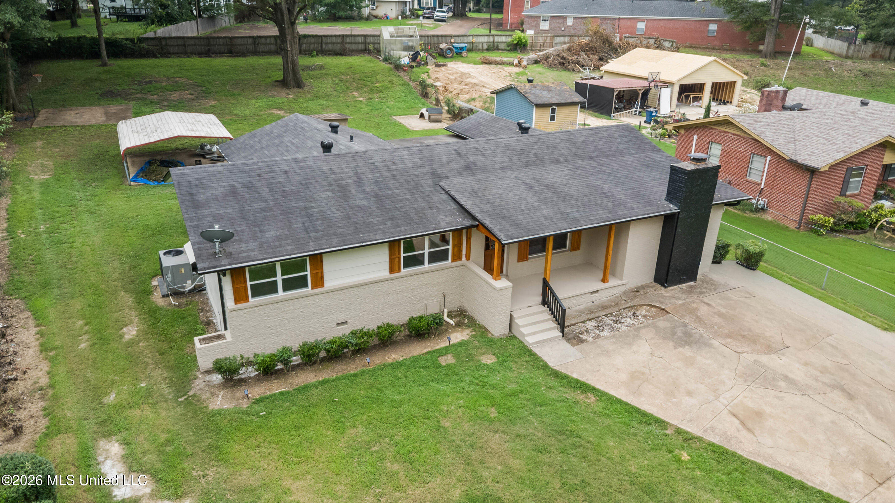 593 Autumn Street Property Photo 26
