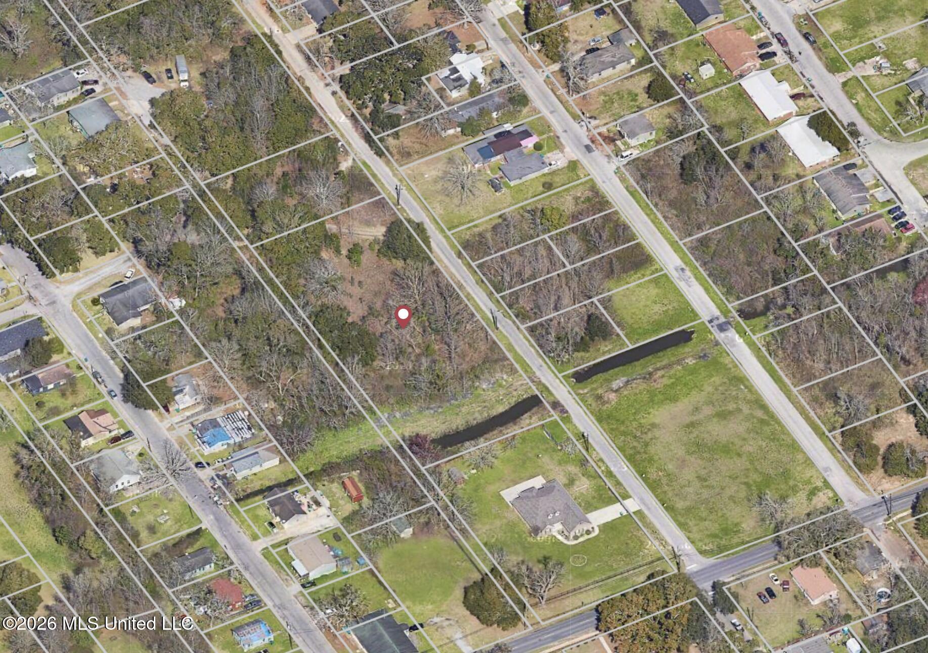 Beach Avenue Property Photo 3
