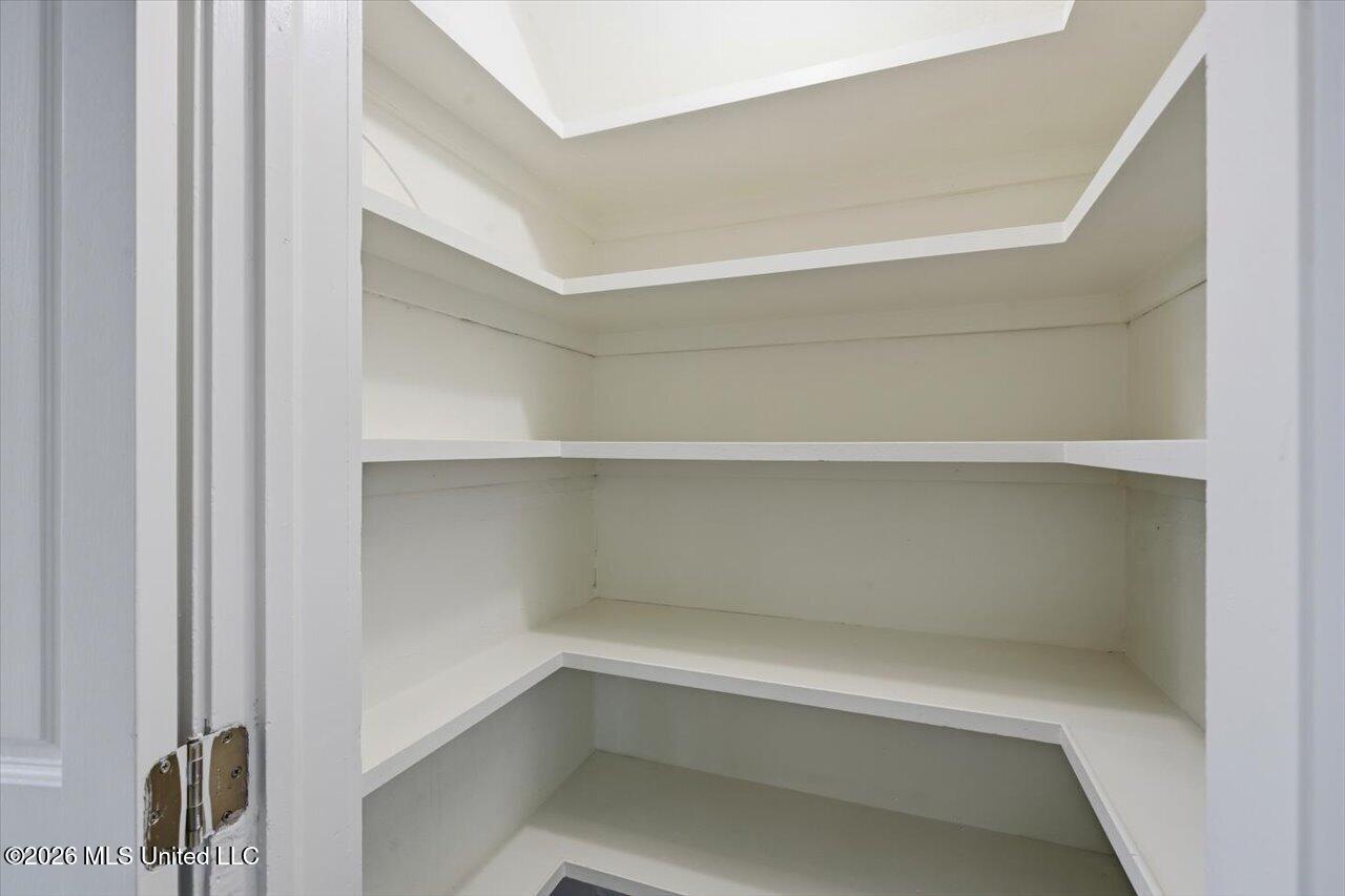 1521 Saint Ann Street Property Photo 19