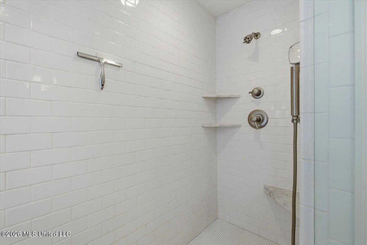 1521 Saint Ann Street Property Photo 32