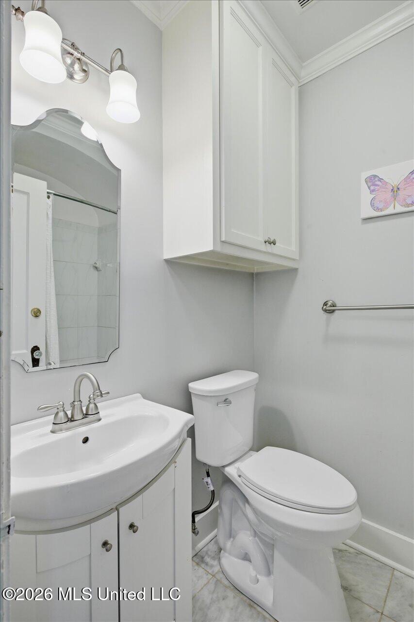 1521 Saint Ann Street Property Photo 38
