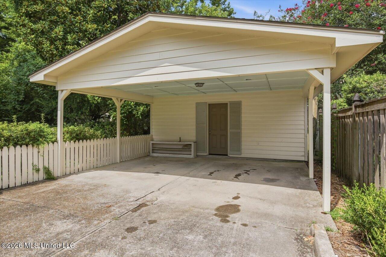 1521 Saint Ann Street Property Photo 42