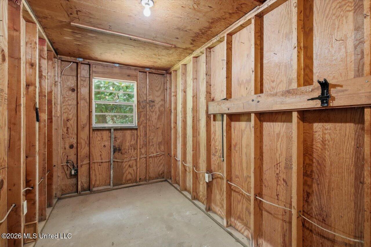1521 Saint Ann Street Property Photo 43