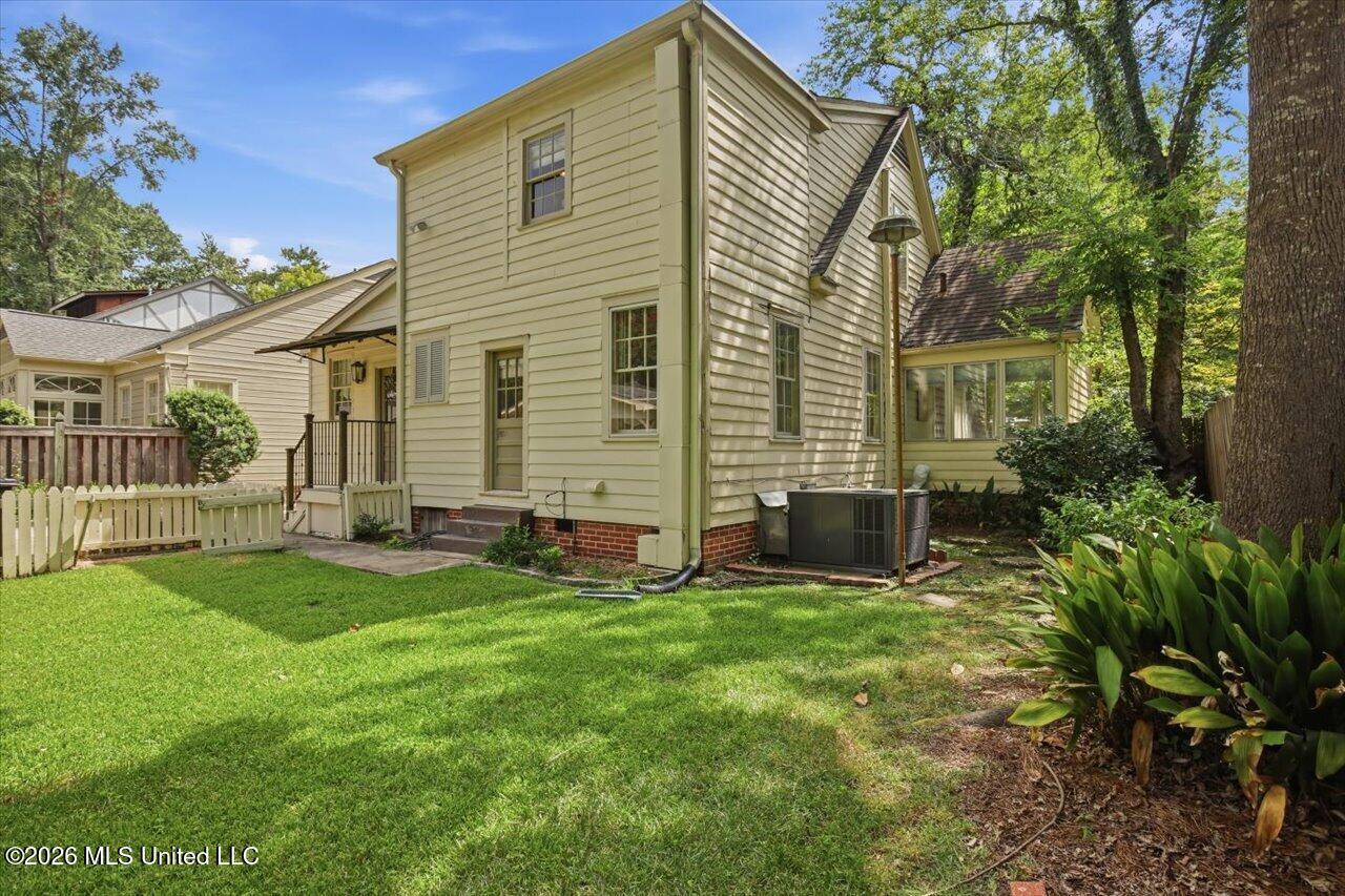 1521 Saint Ann Street Property Photo 44